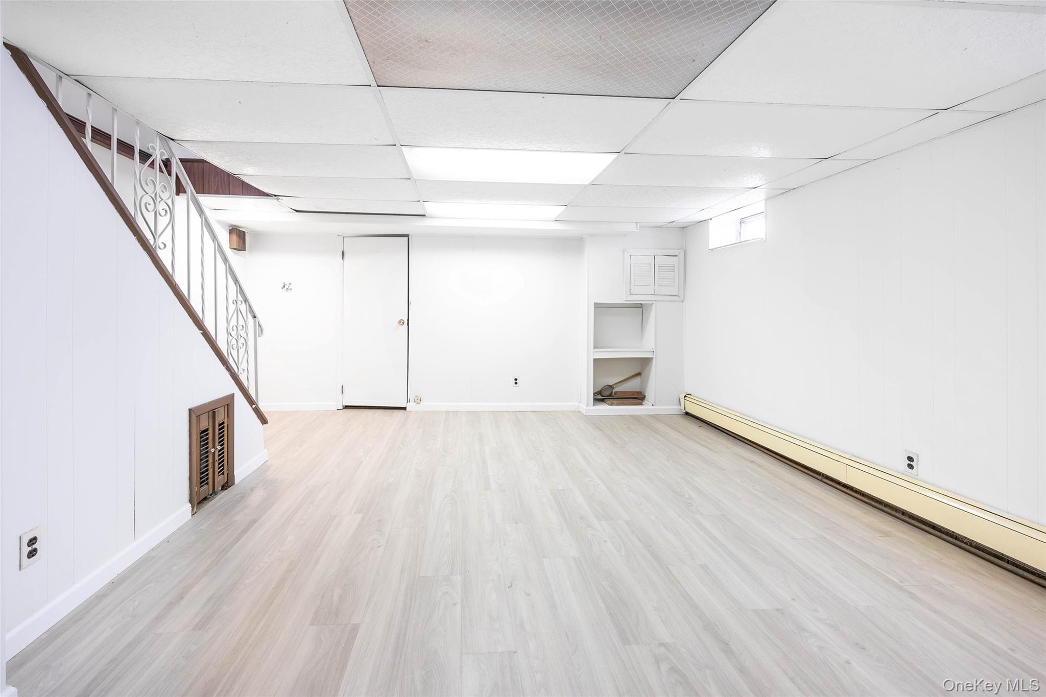 #20 photo, 56-28 213th Street, Bayside , NY 11364