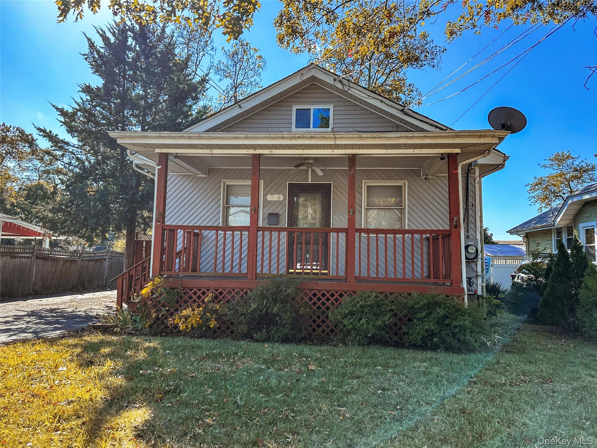 #2 photo, 38 W Smith Street, Amityville , NY 11701