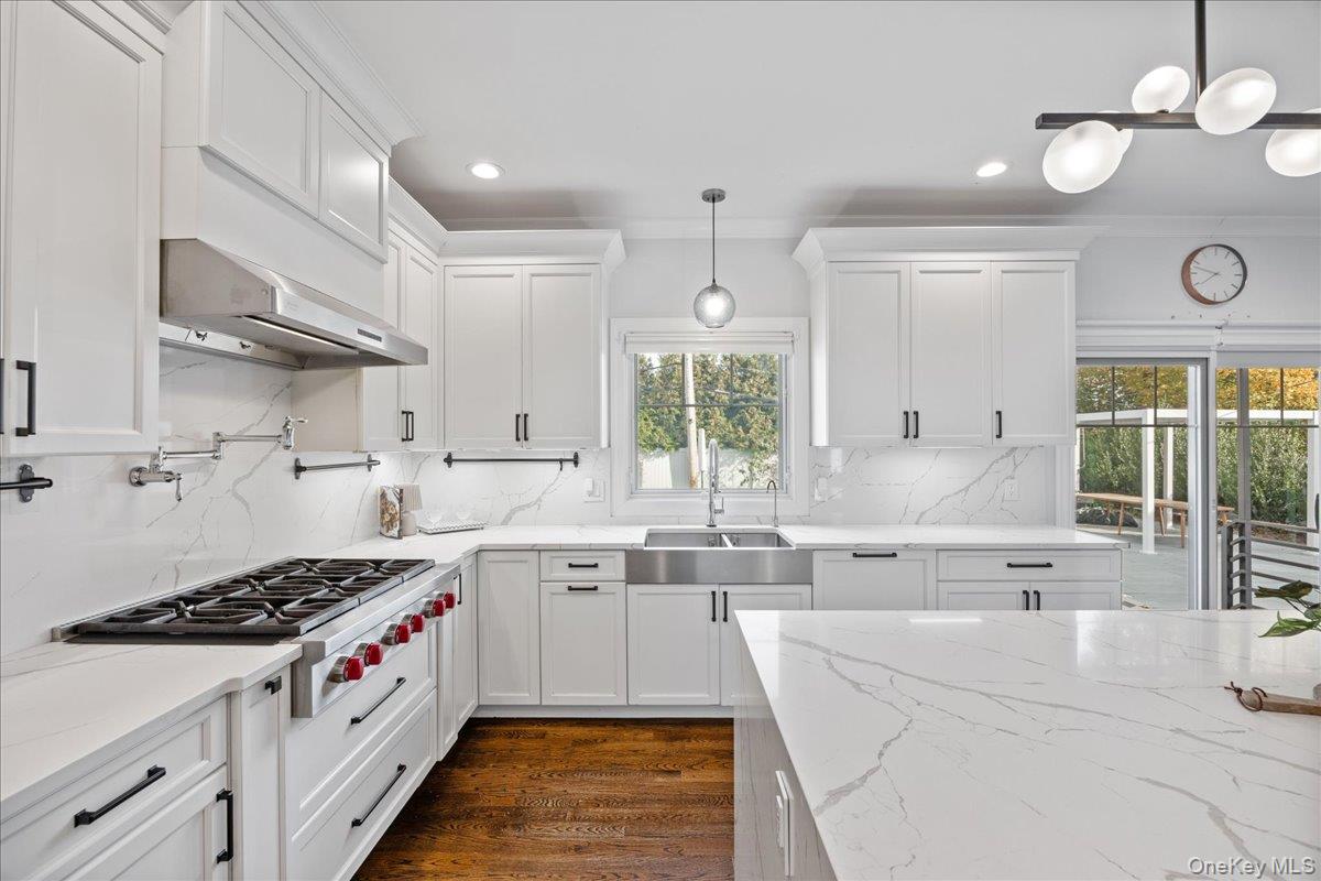 #14 photo, 60 Moss Lane, Jericho , NY 11753