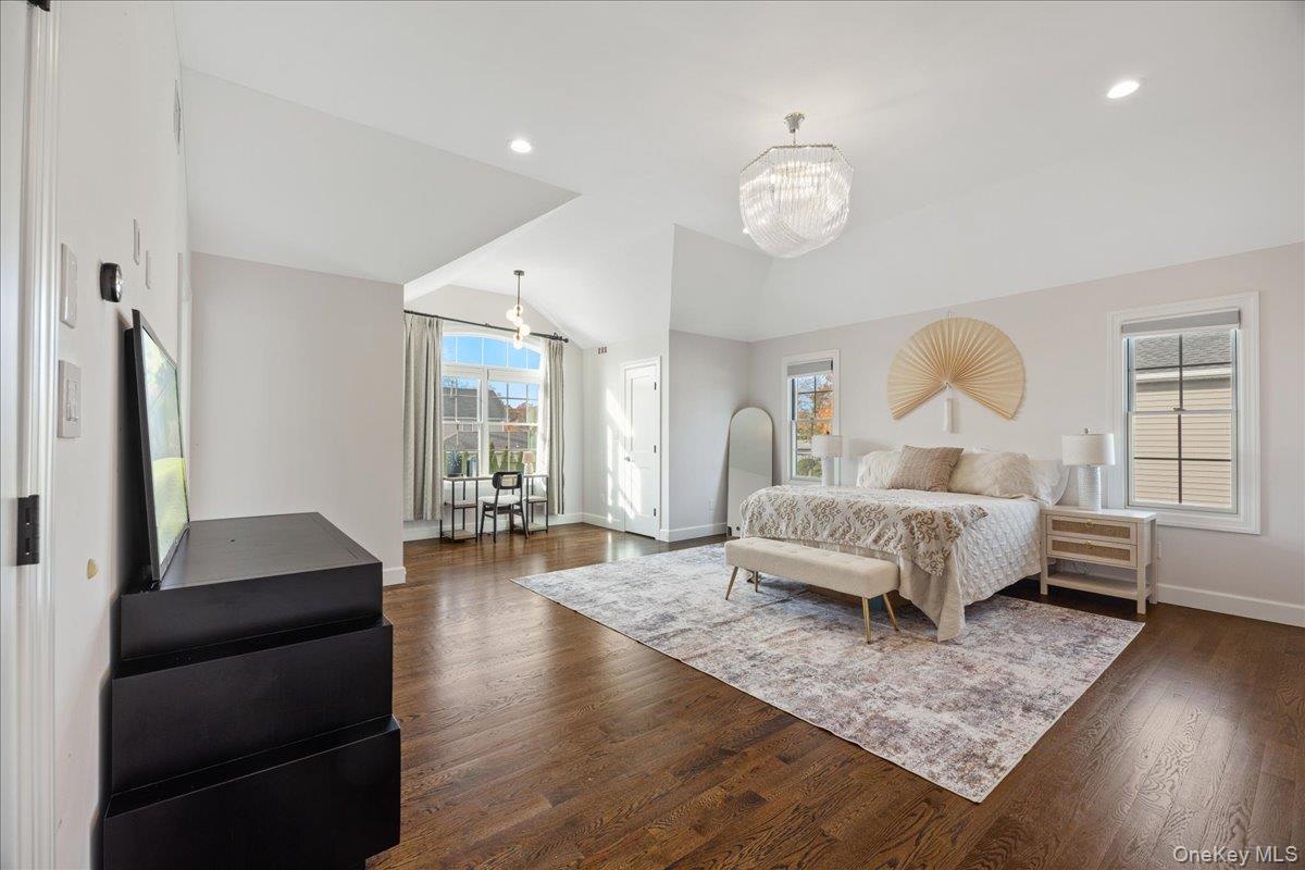 #17 photo, 60 Moss Lane, Jericho , NY 11753