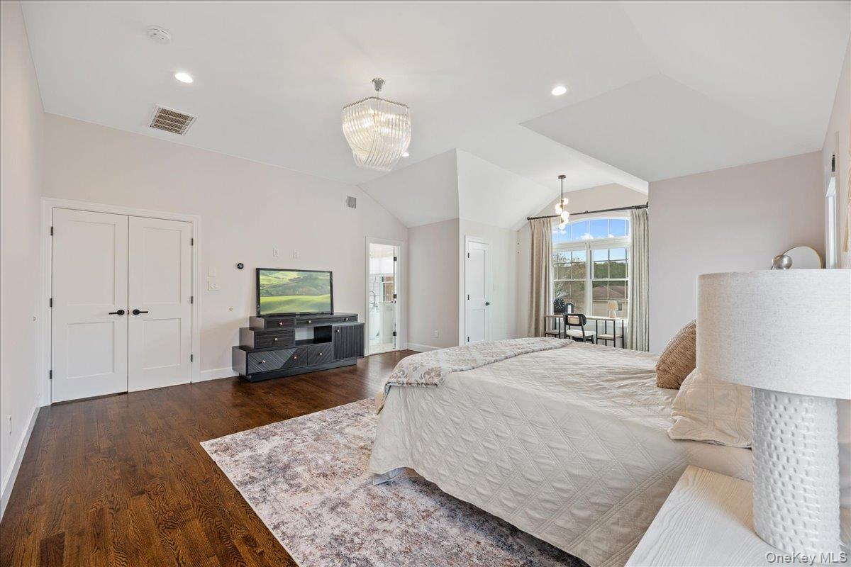 #19 photo, 60 Moss Lane, Jericho , NY 11753