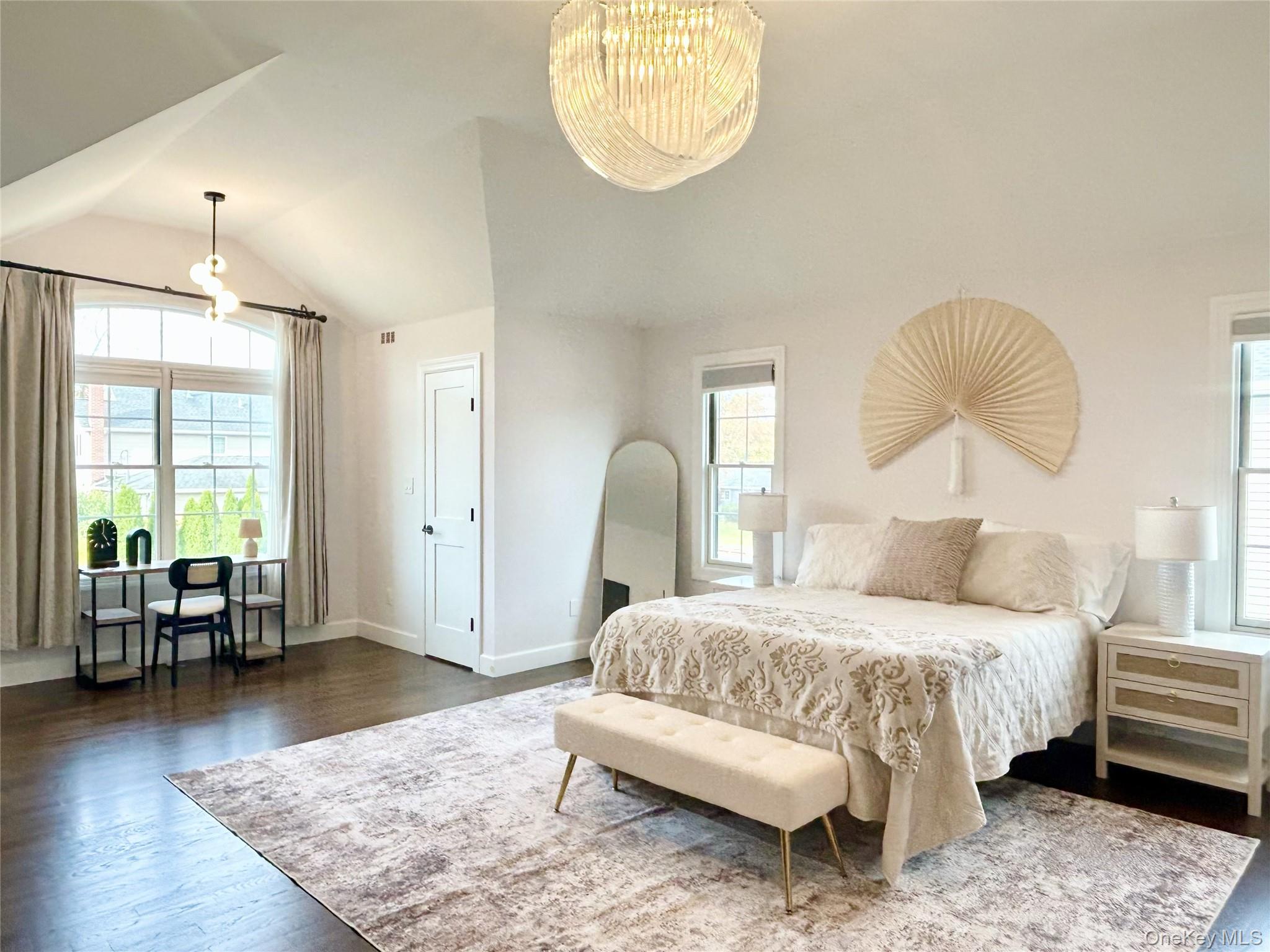 #7 photo, 60 Moss Lane, Jericho , NY 11753