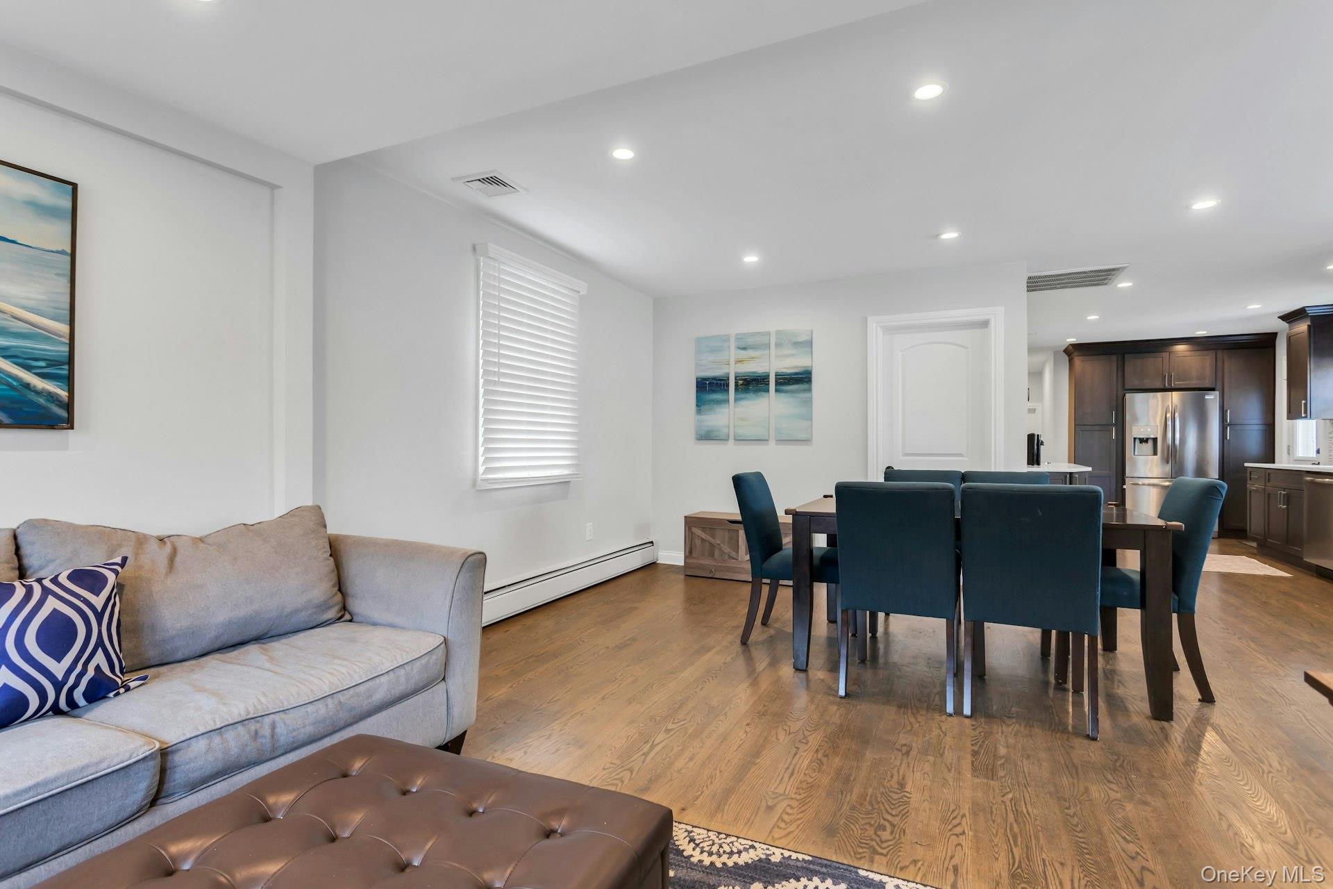 #11 photo, 5 Cody Avenue, Glen Head , NY 11545