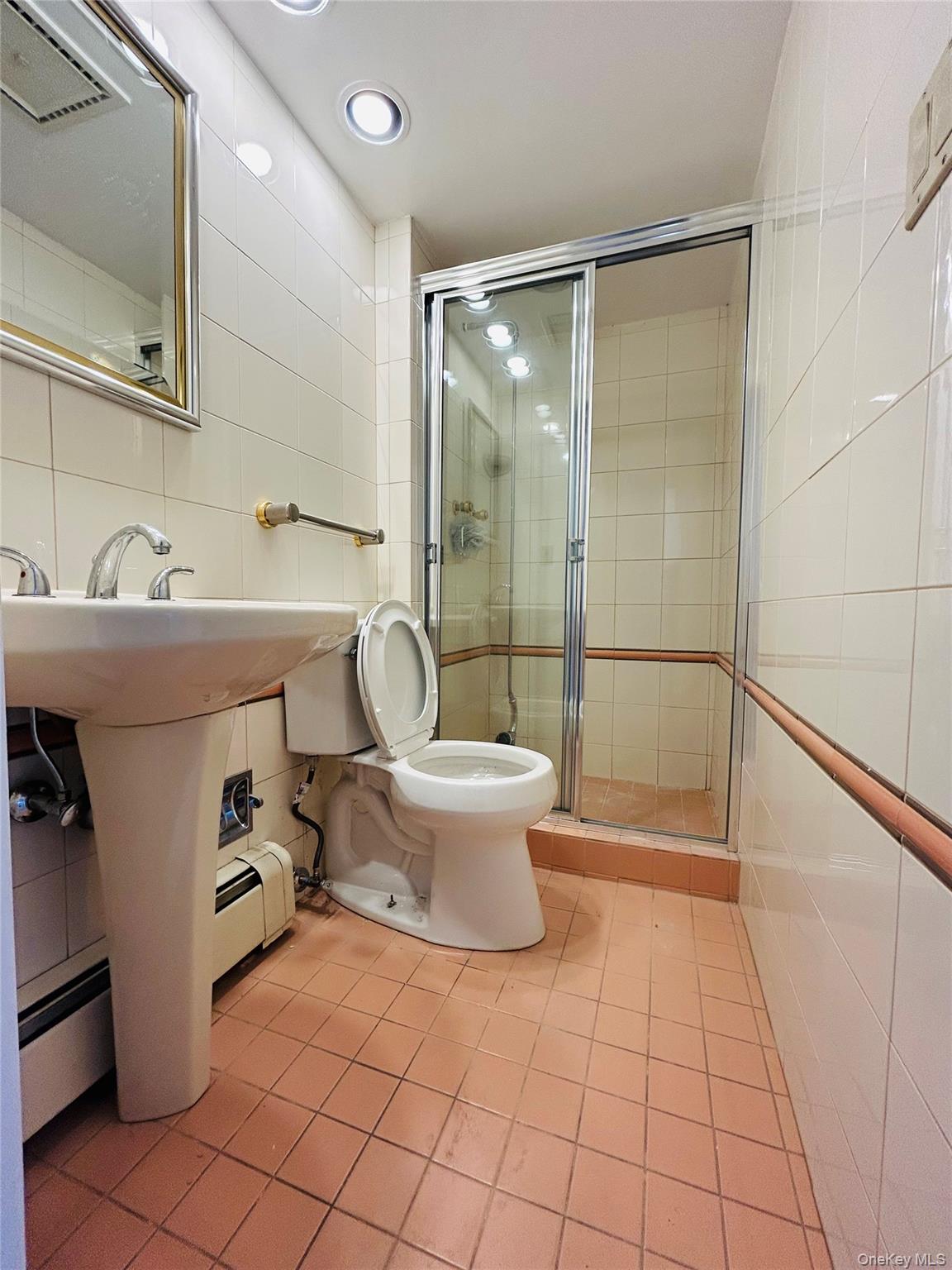 #12 photo, 16 Middle Lane, Jericho , NY 11753