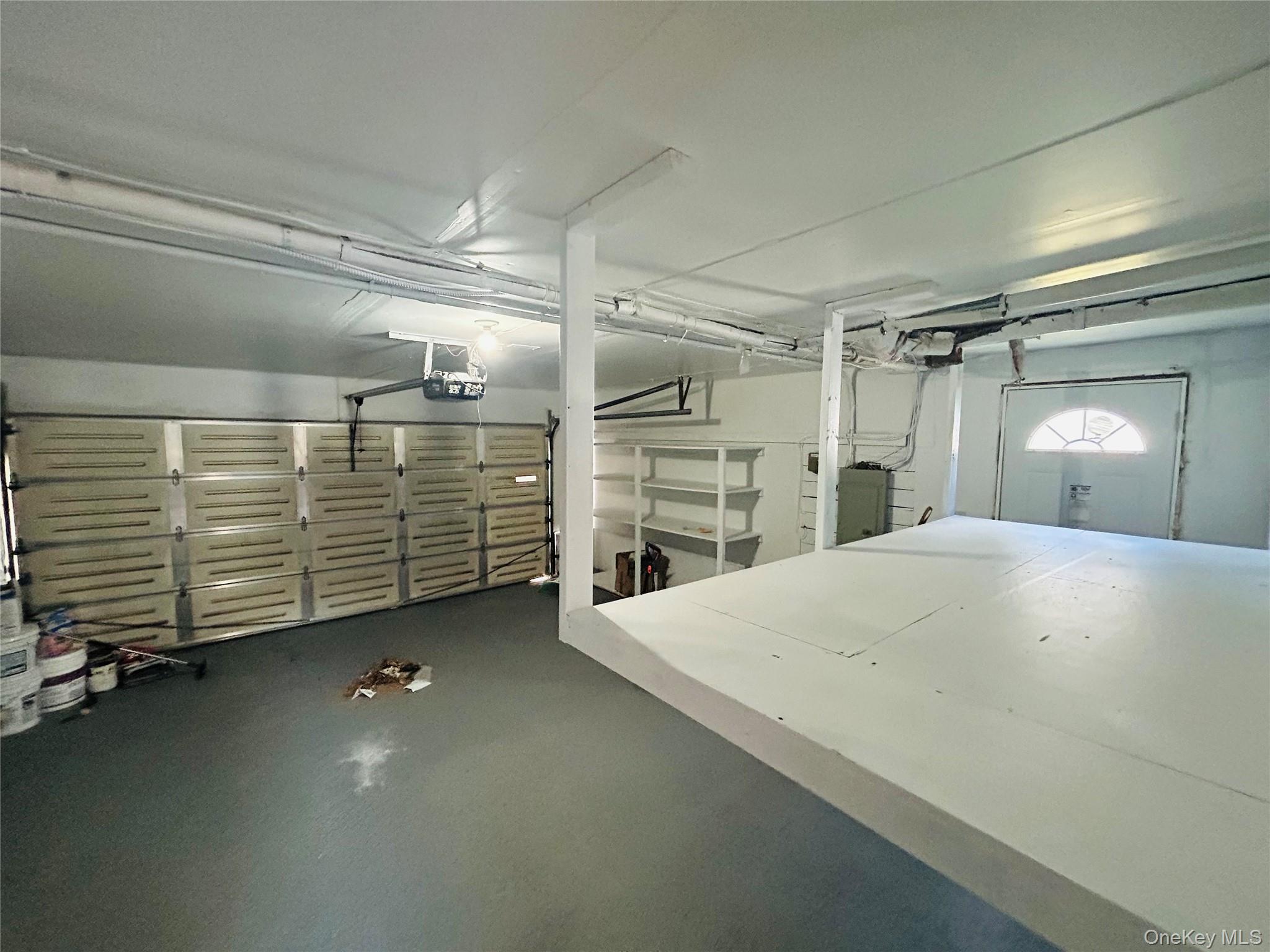 #13 photo, 16 Middle Lane, Jericho , NY 11753