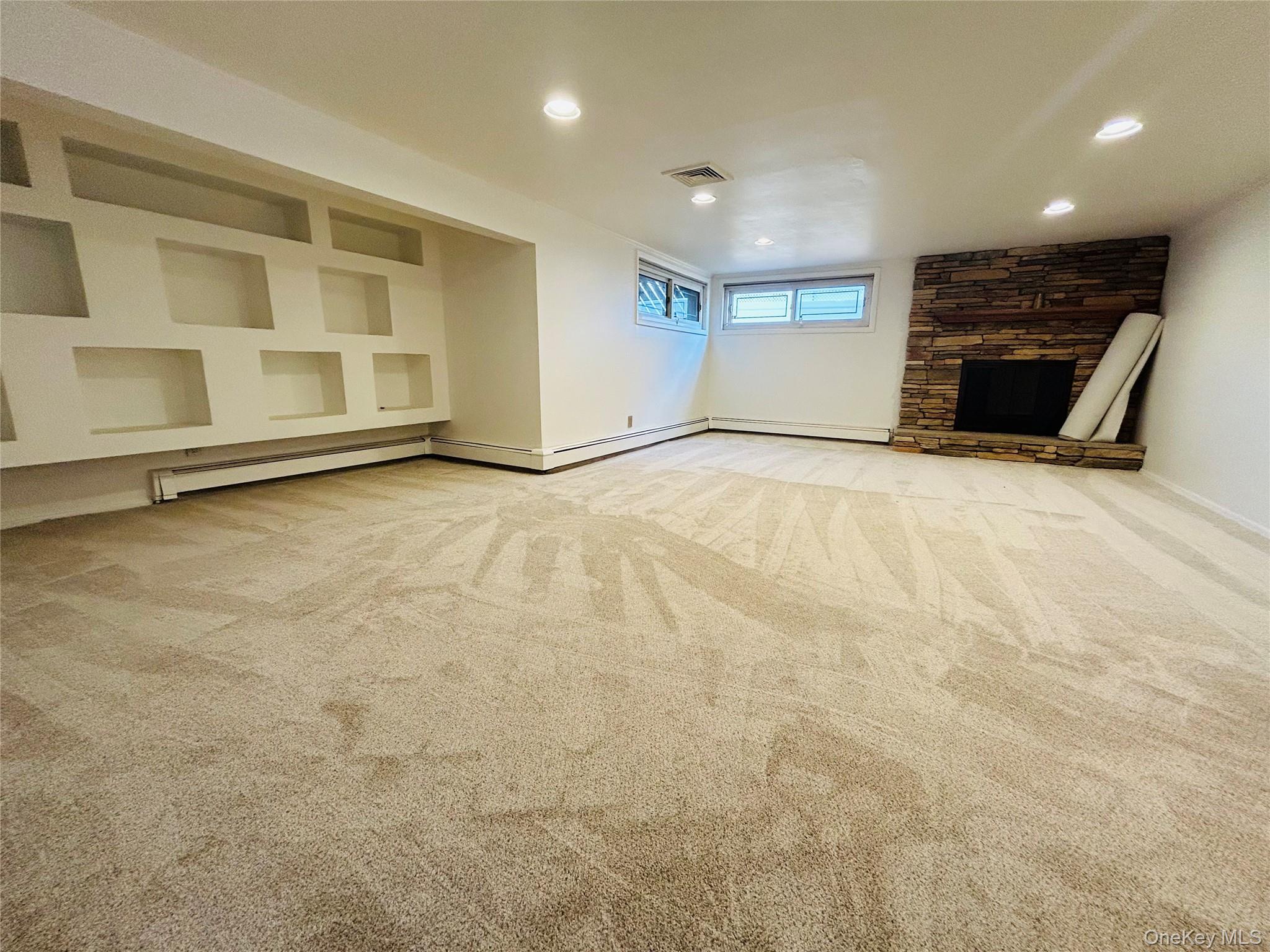 #14 photo, 16 Middle Lane, Jericho , NY 11753