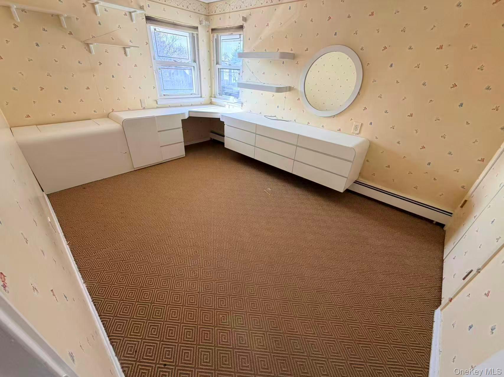 #5 photo, 16 Middle Lane, Jericho , NY 11753