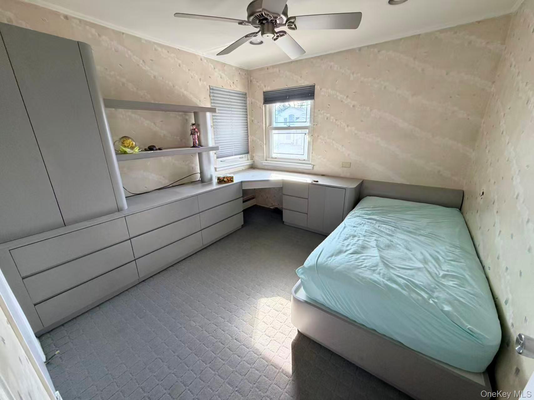 #6 photo, 16 Middle Lane, Jericho , NY 11753