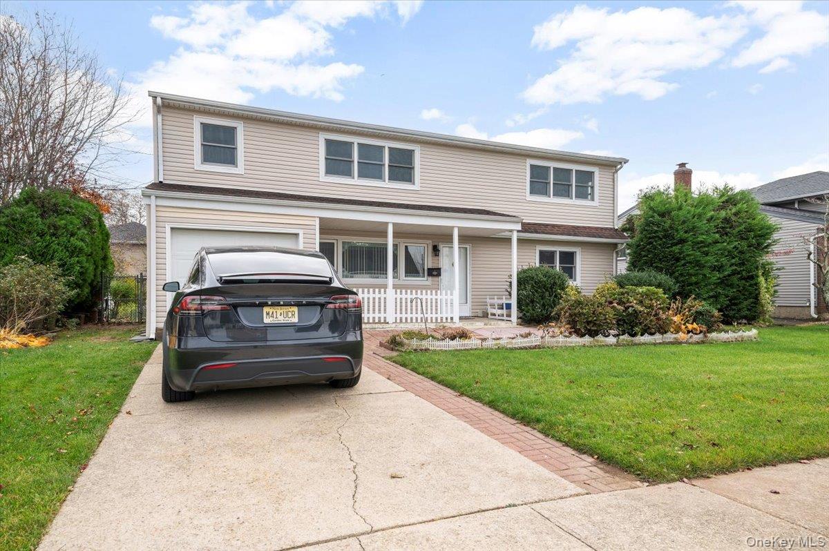 #9 photo, 962 Washington Street, Baldwin , NY 11510