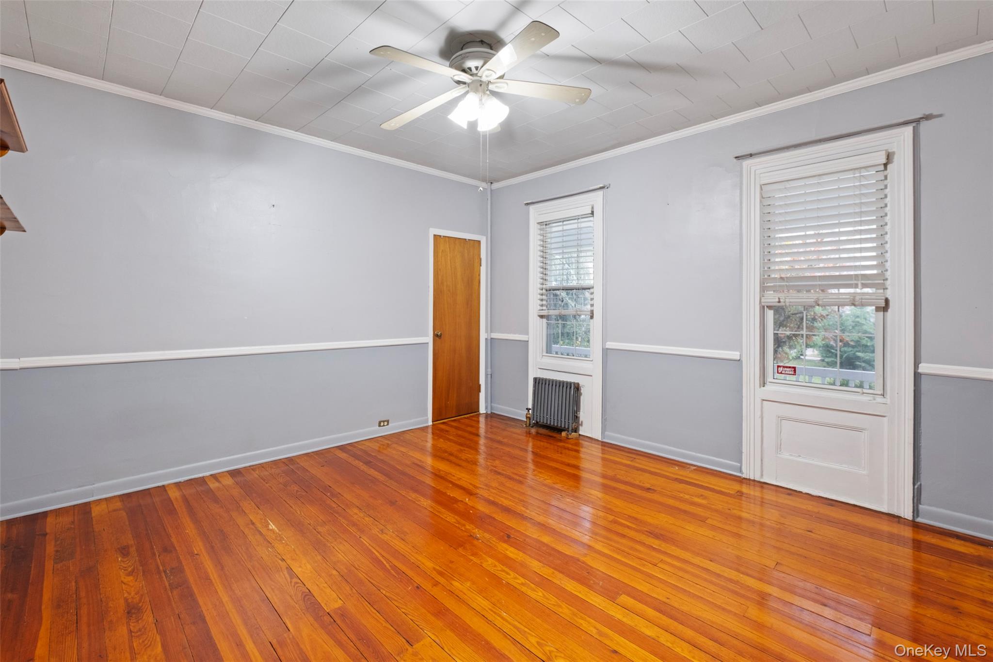 #18 photo, 501 Tulip Avenue, Floral Park , NY 11001