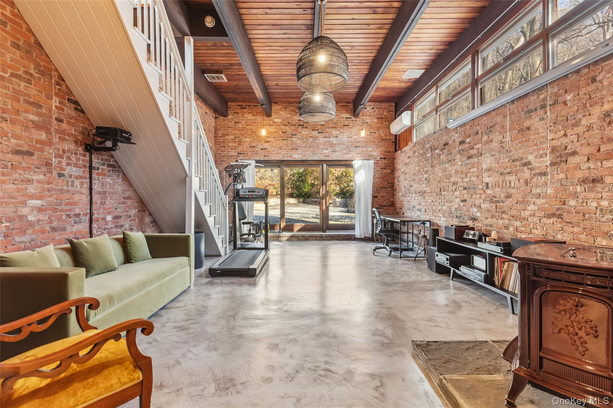 #20 photo, 53 Woods, Tuxedo Park , NY 10987