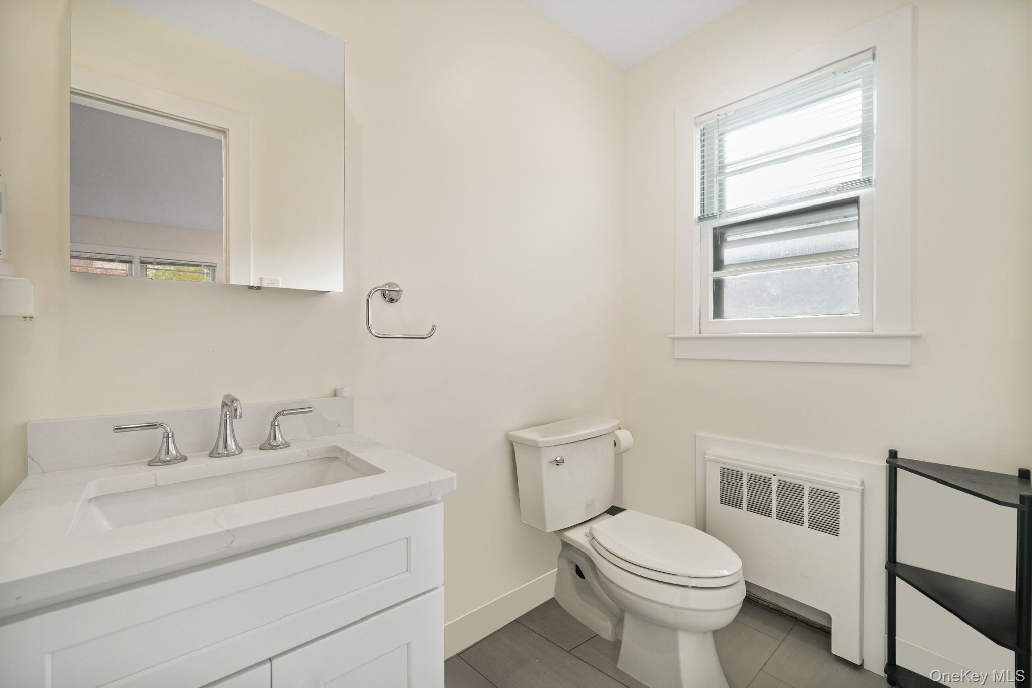 #11 photo, 18 Park Avenue, Irvington , NY 10533