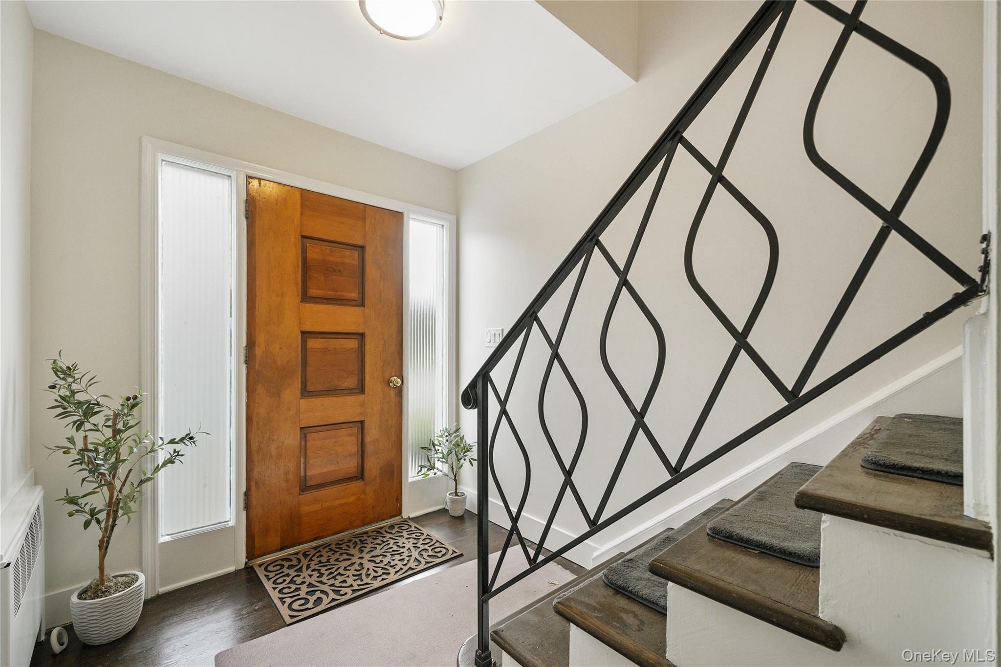 #2 photo, 18 Park Avenue, Irvington , NY 10533