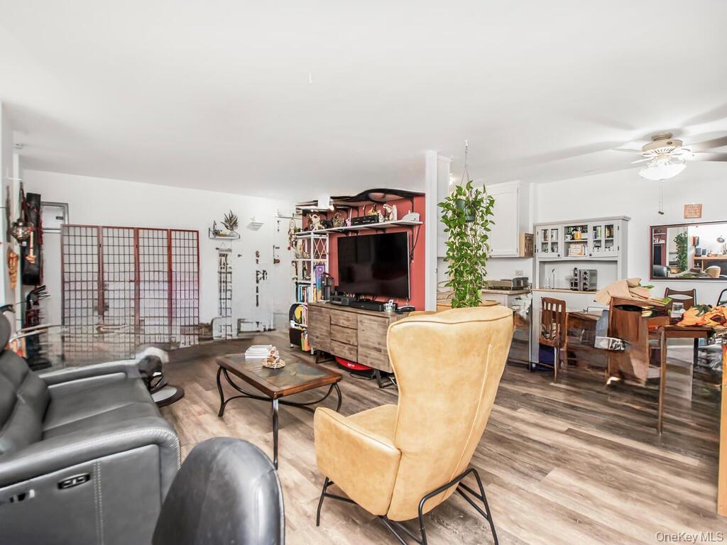 #5 photo, 1966 Newbold Avenue, Bronx , NY 10472