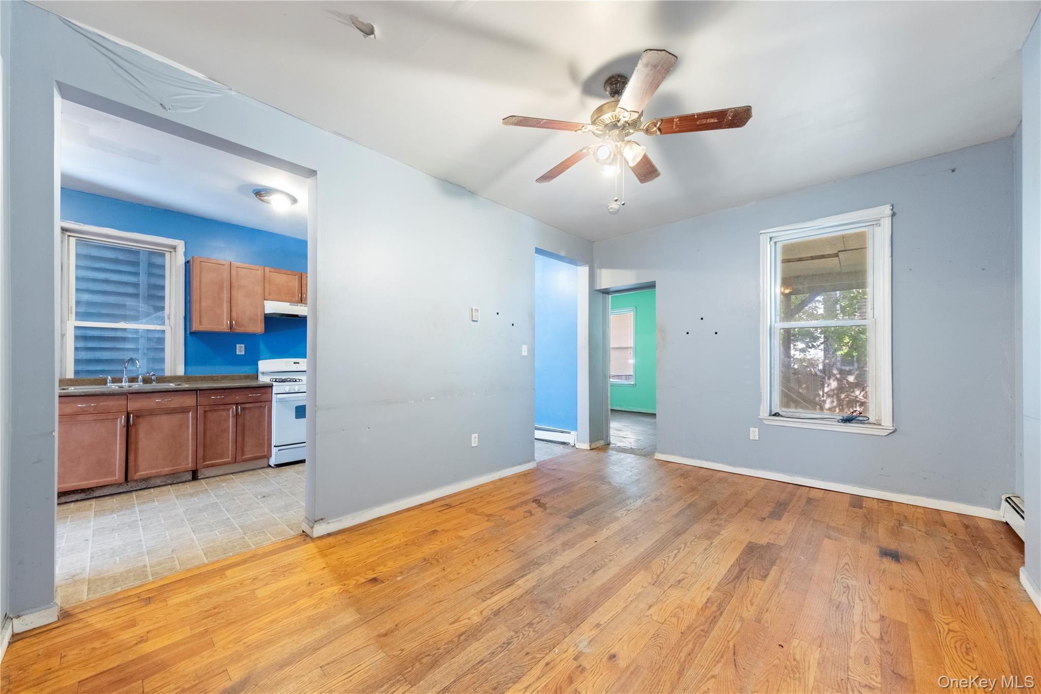 #2 photo, 68 Henry Avenue, Newburgh , NY 12550