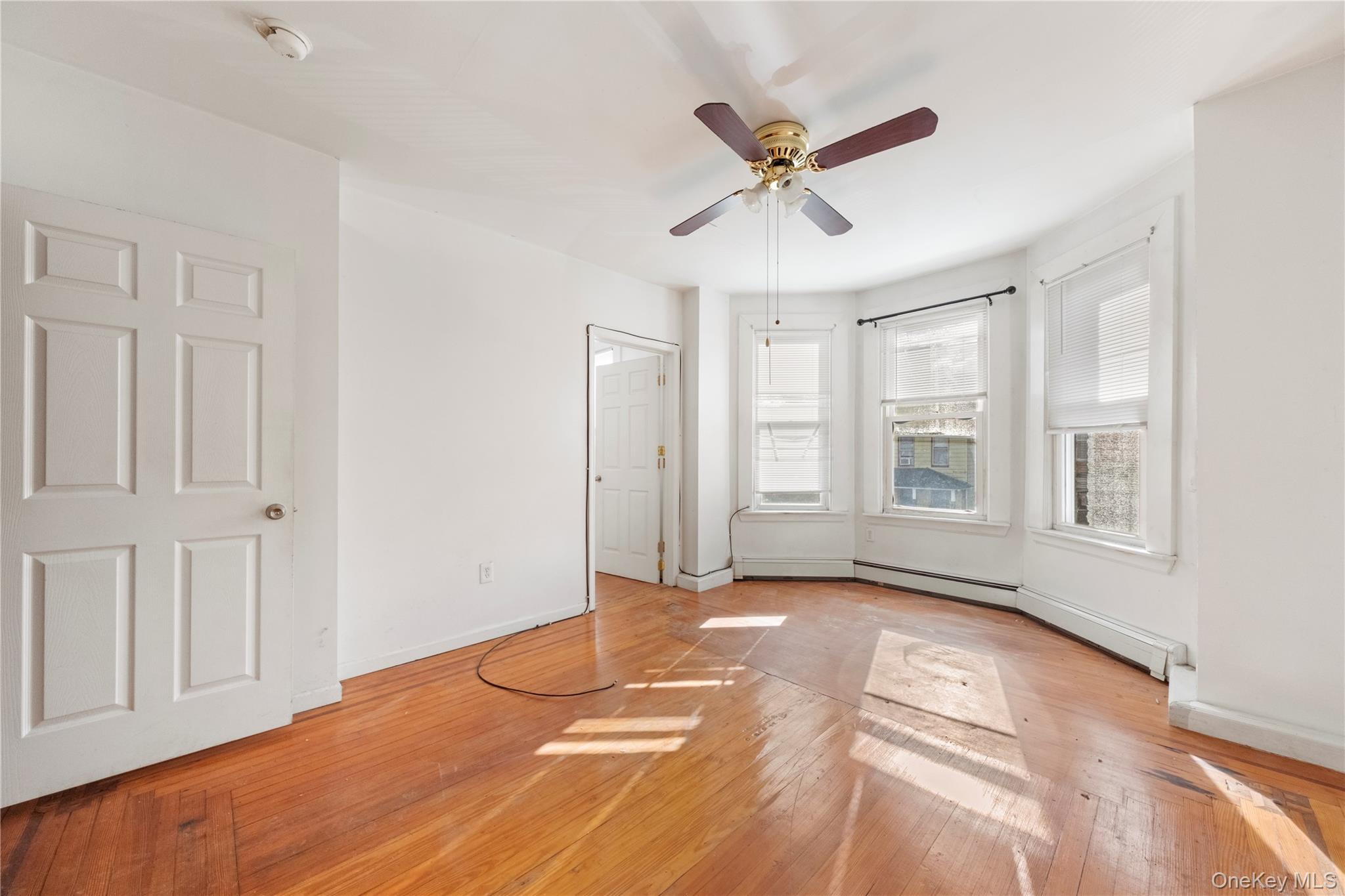 #20 photo, 68 Henry Avenue, Newburgh , NY 12550