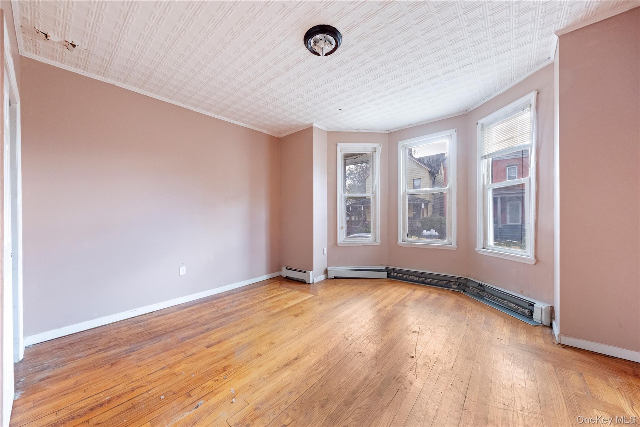 #6 photo, 68 Henry Avenue, Newburgh , NY 12550