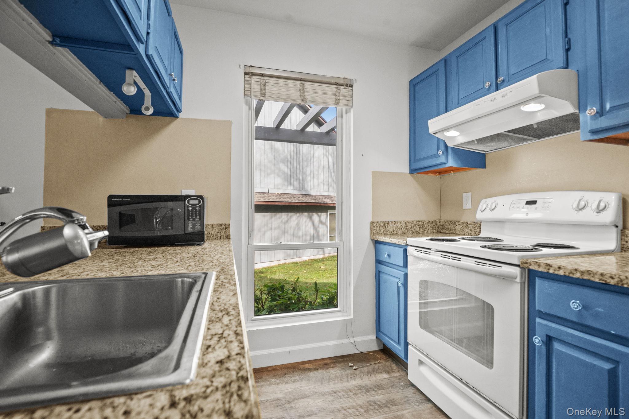 #12 photo, 11 Woods Brooke Lane, Yorktown Heights , NY 10598