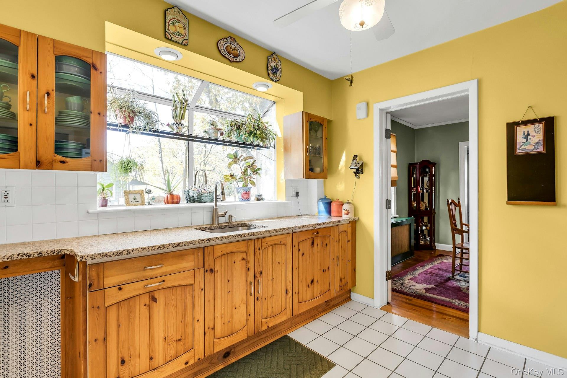 #14 photo, 36 Roslyn Street, Islip Terrace , NY 11752