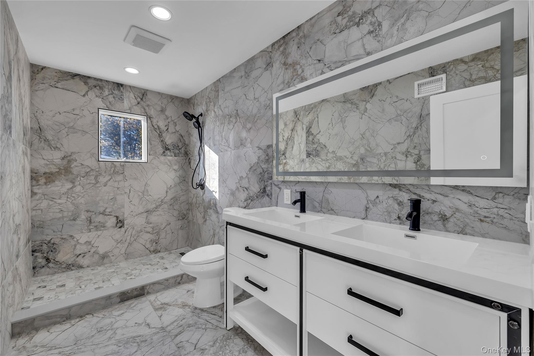 #19 photo, 22 Family Lane, Levittown , NY 11756