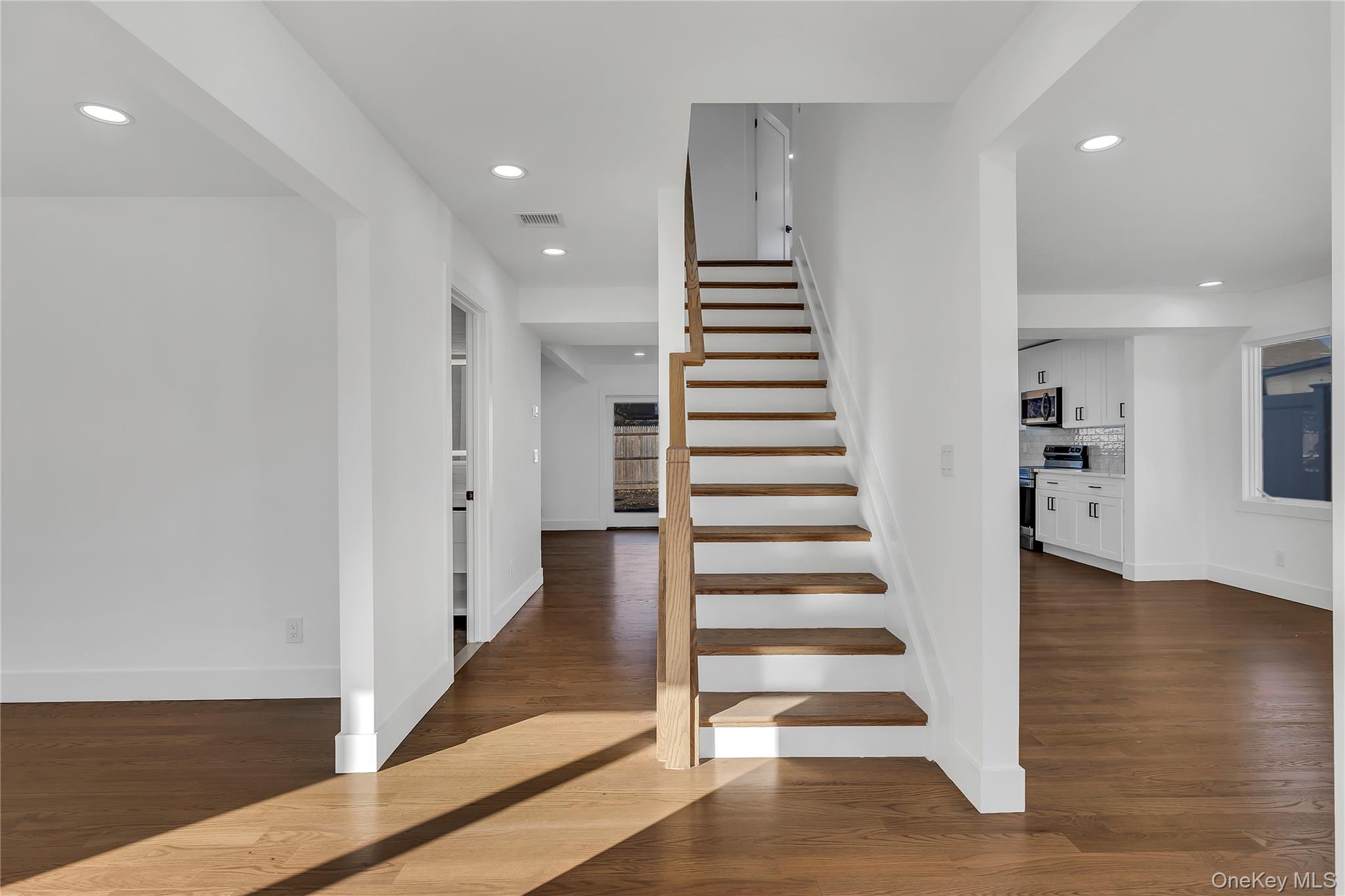 #5 photo, 22 Family Lane, Levittown , NY 11756