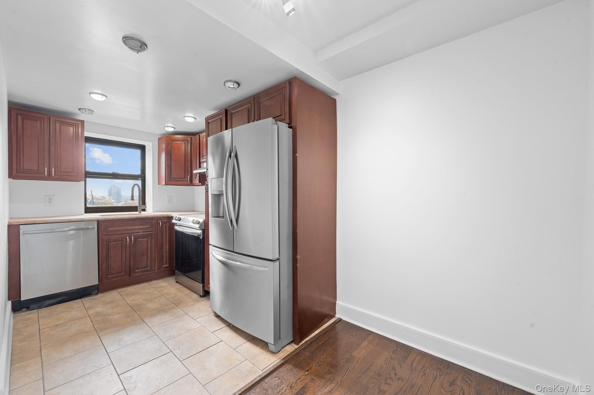 #9 photo, 2545 SEDGWICK Avenue, Bronx , NY 10468