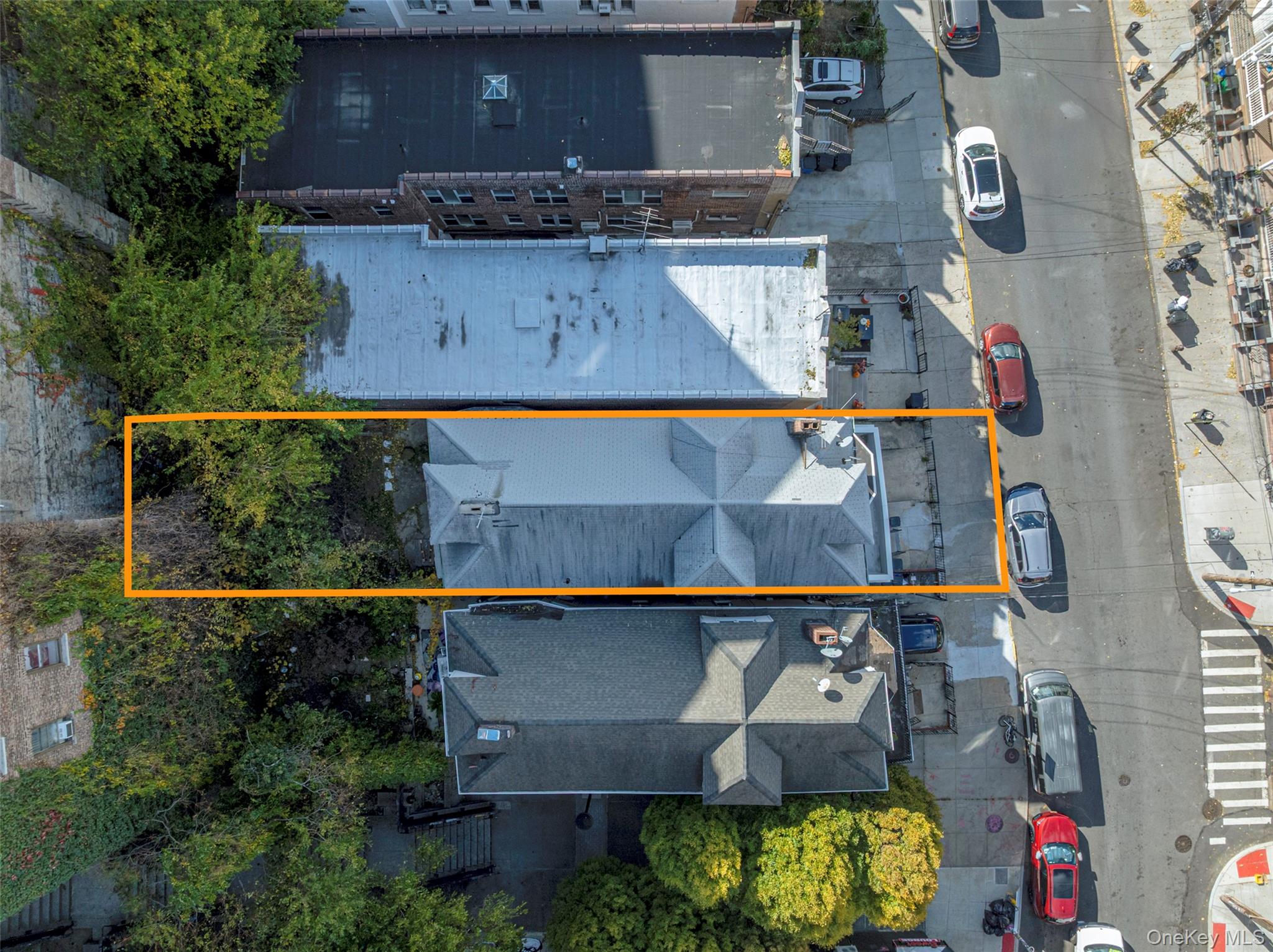 #3 photo, 2916 Heath Avenue, Bronx , NY 10463