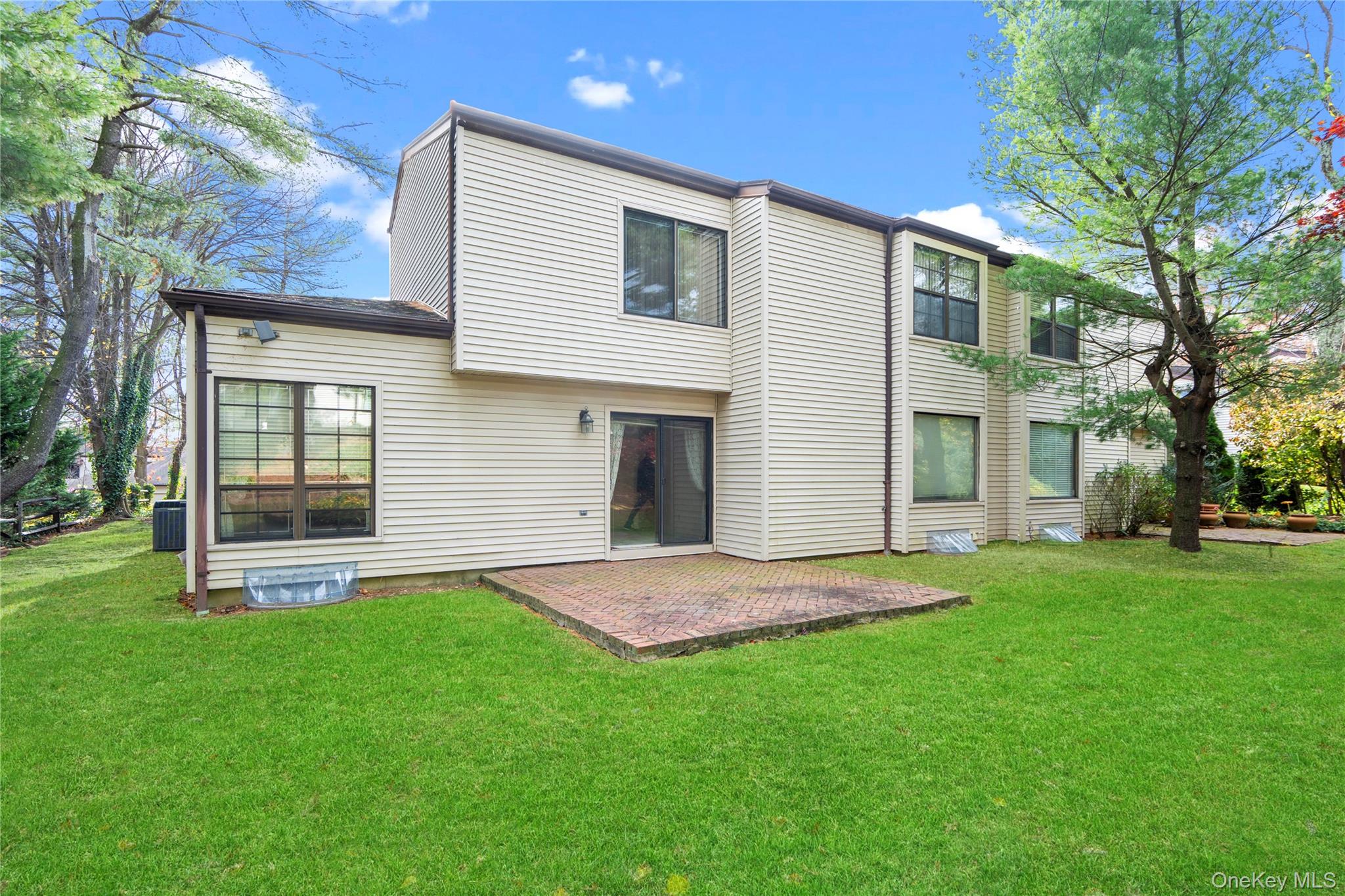 #15 photo, 147 Darters Lane, Manhasset , NY 11030