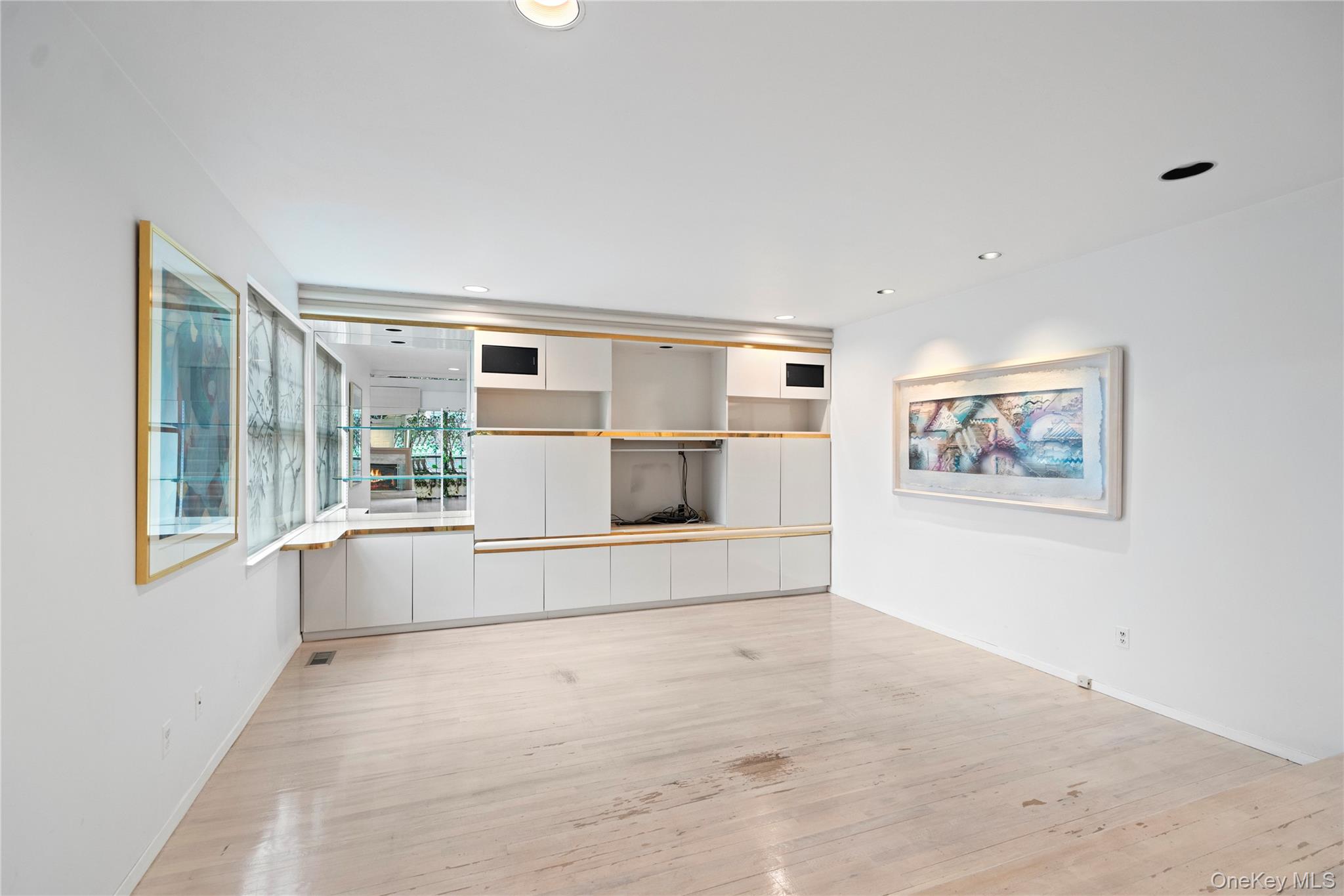 #4 photo, 147 Darters Lane, Manhasset , NY 11030