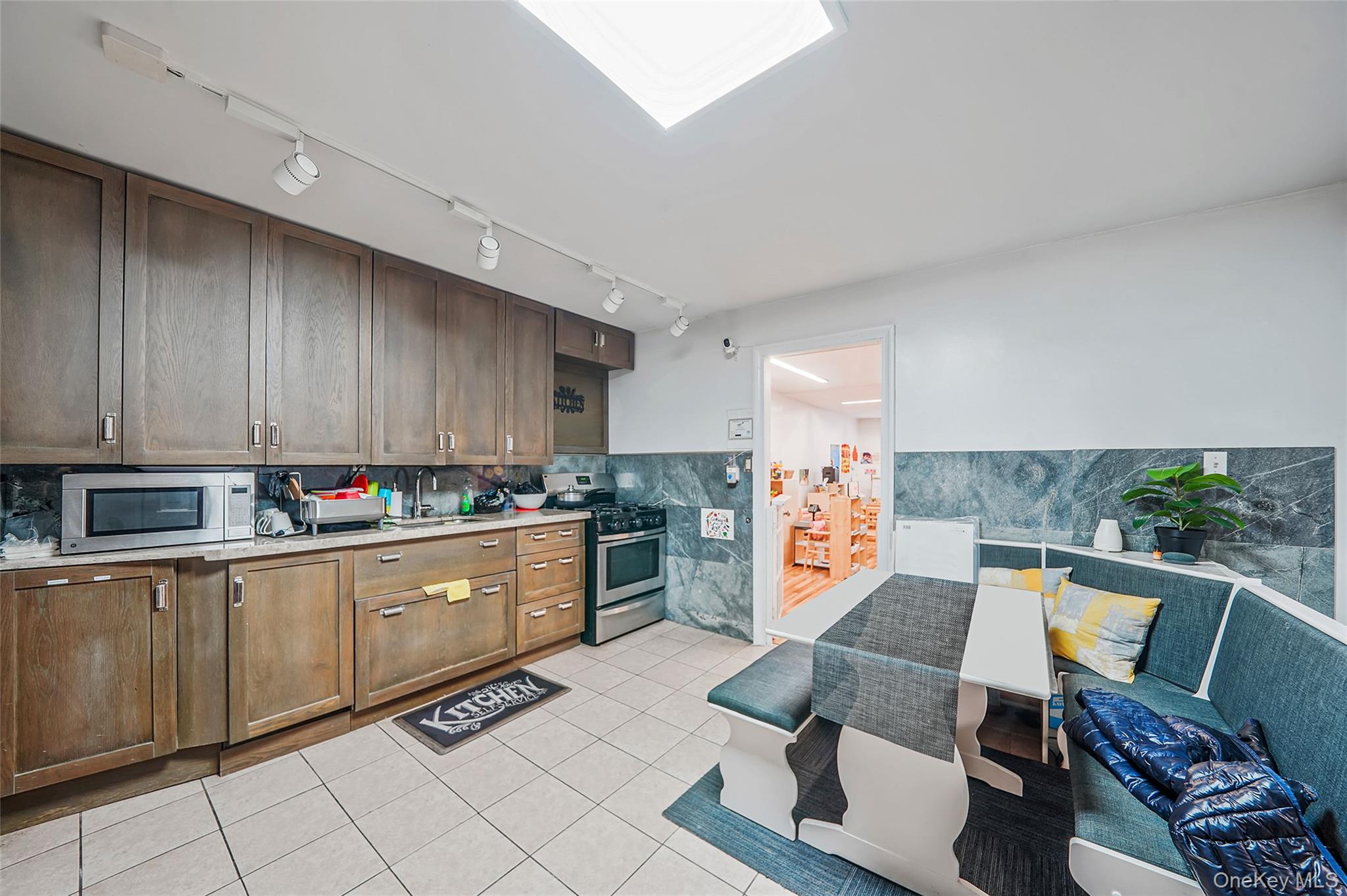 #7 photo, 852 Blake Avenue, Brooklyn , NY 11207