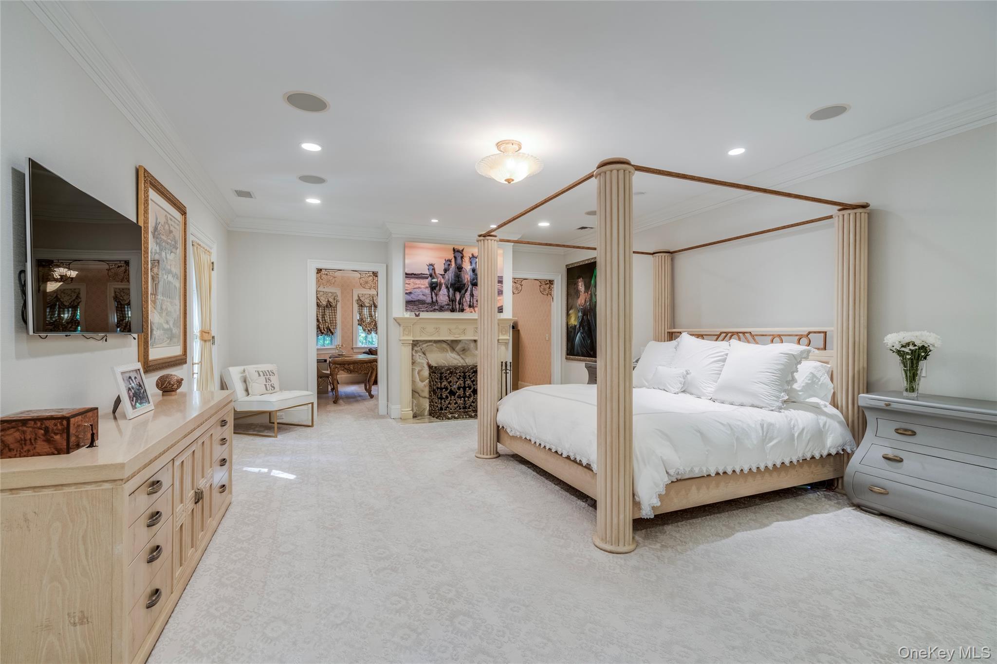 #13 photo, 178 Brookville Road, Muttontown , NY 11545