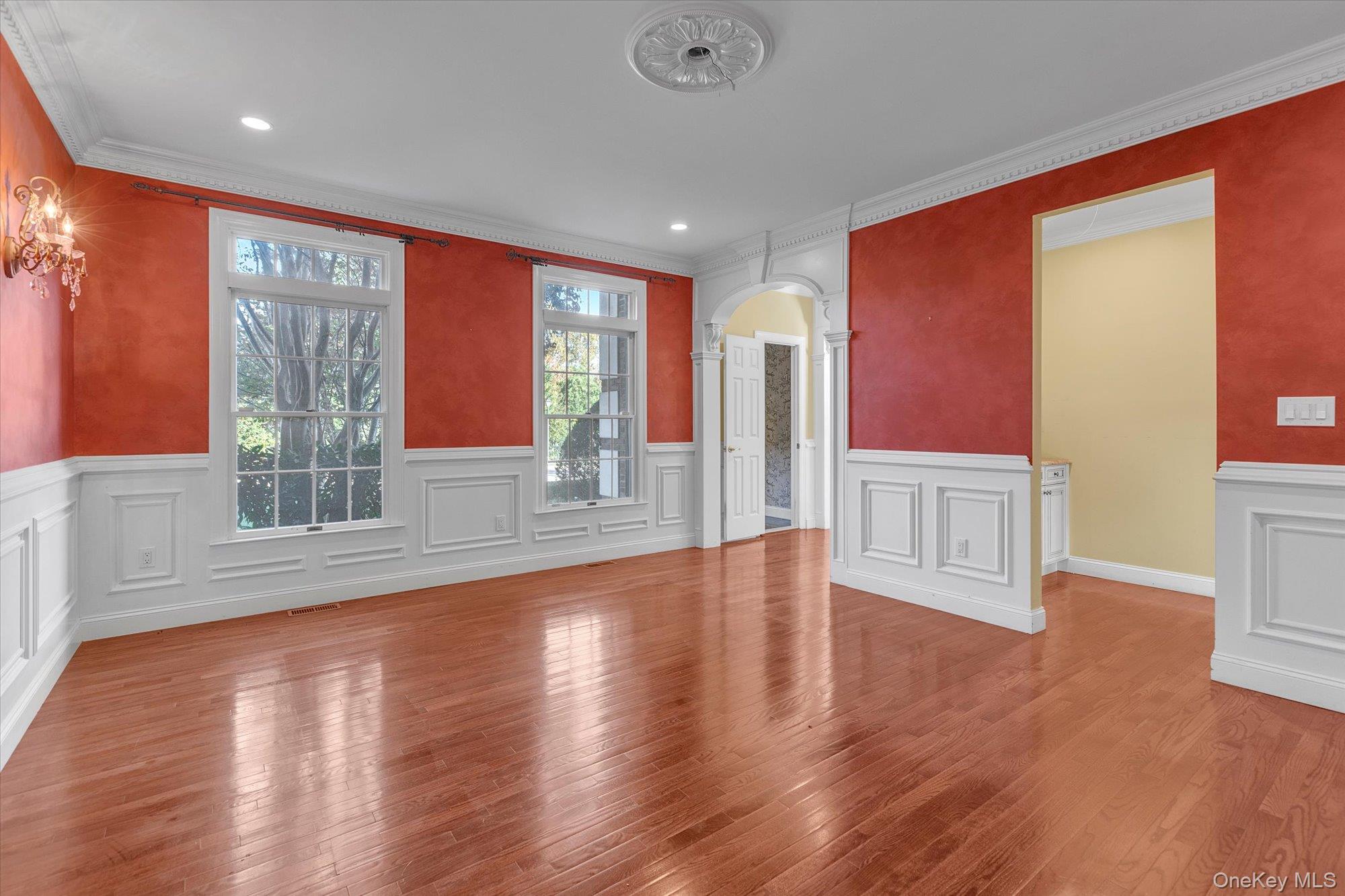 #6 photo, 135 Elmwood Drive, Dix Hills , NY 11746