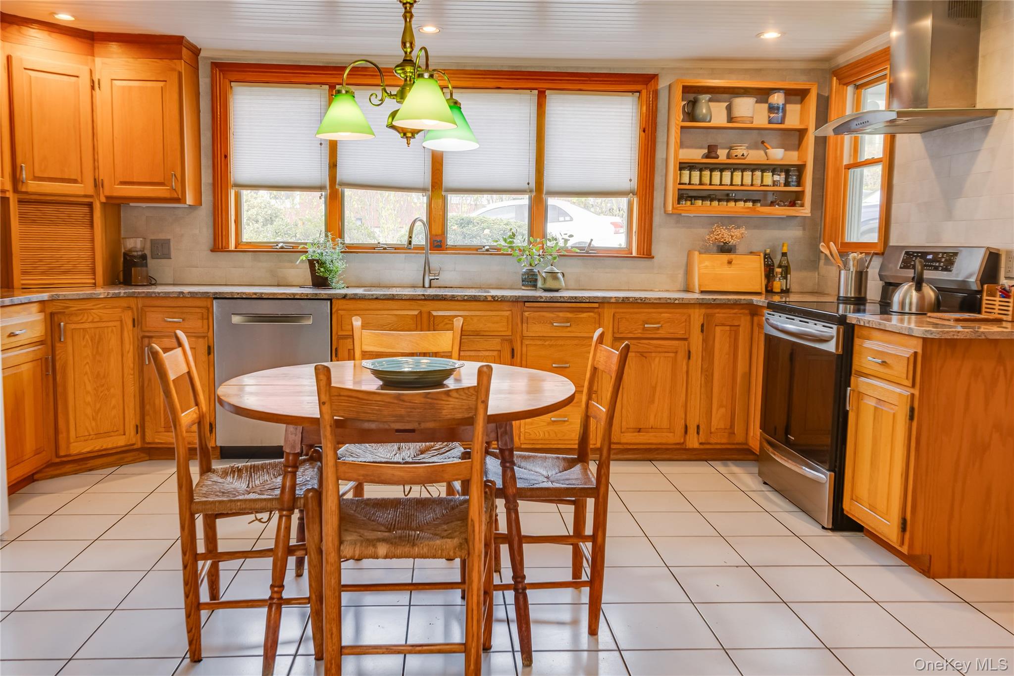 #16 photo, 101 Bleeker Street, Port Jefferson , NY 11777