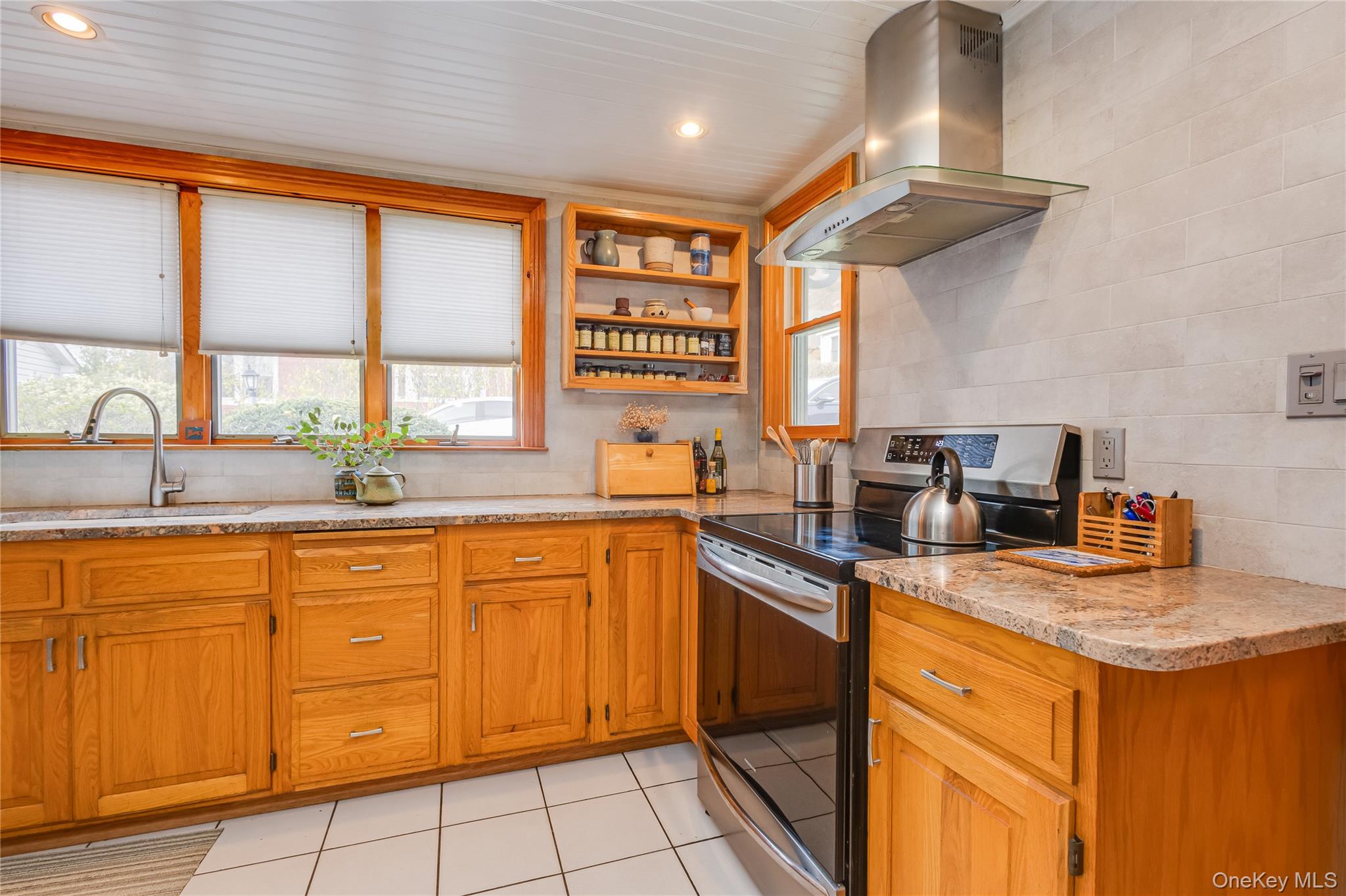 #19 photo, 101 Bleeker Street, Port Jefferson , NY 11777