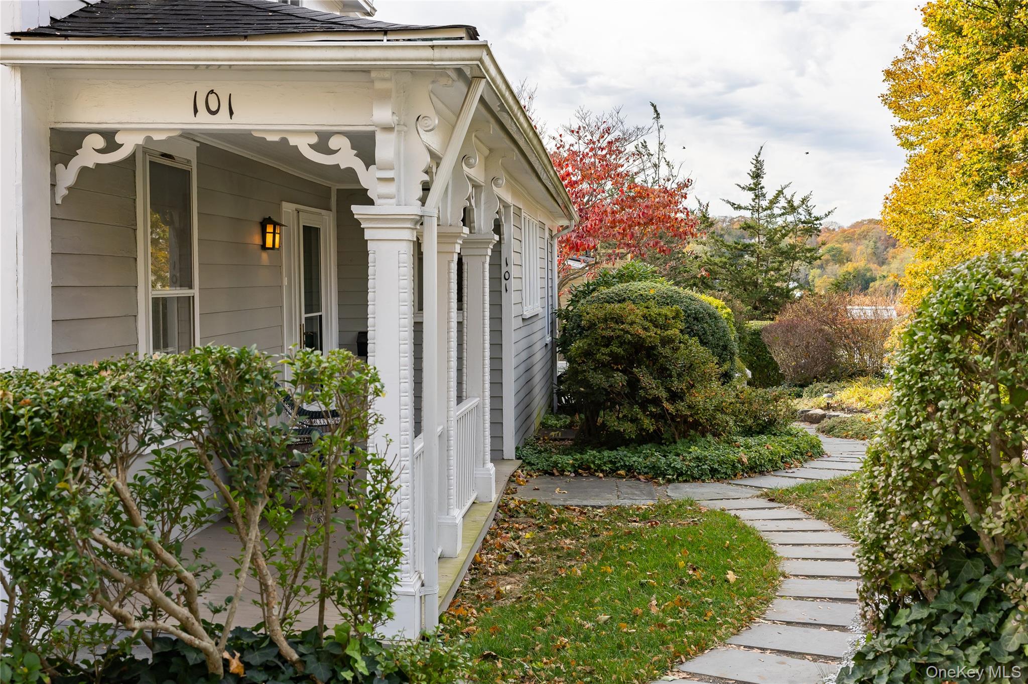 #2 photo, 101 Bleeker Street, Port Jefferson , NY 11777