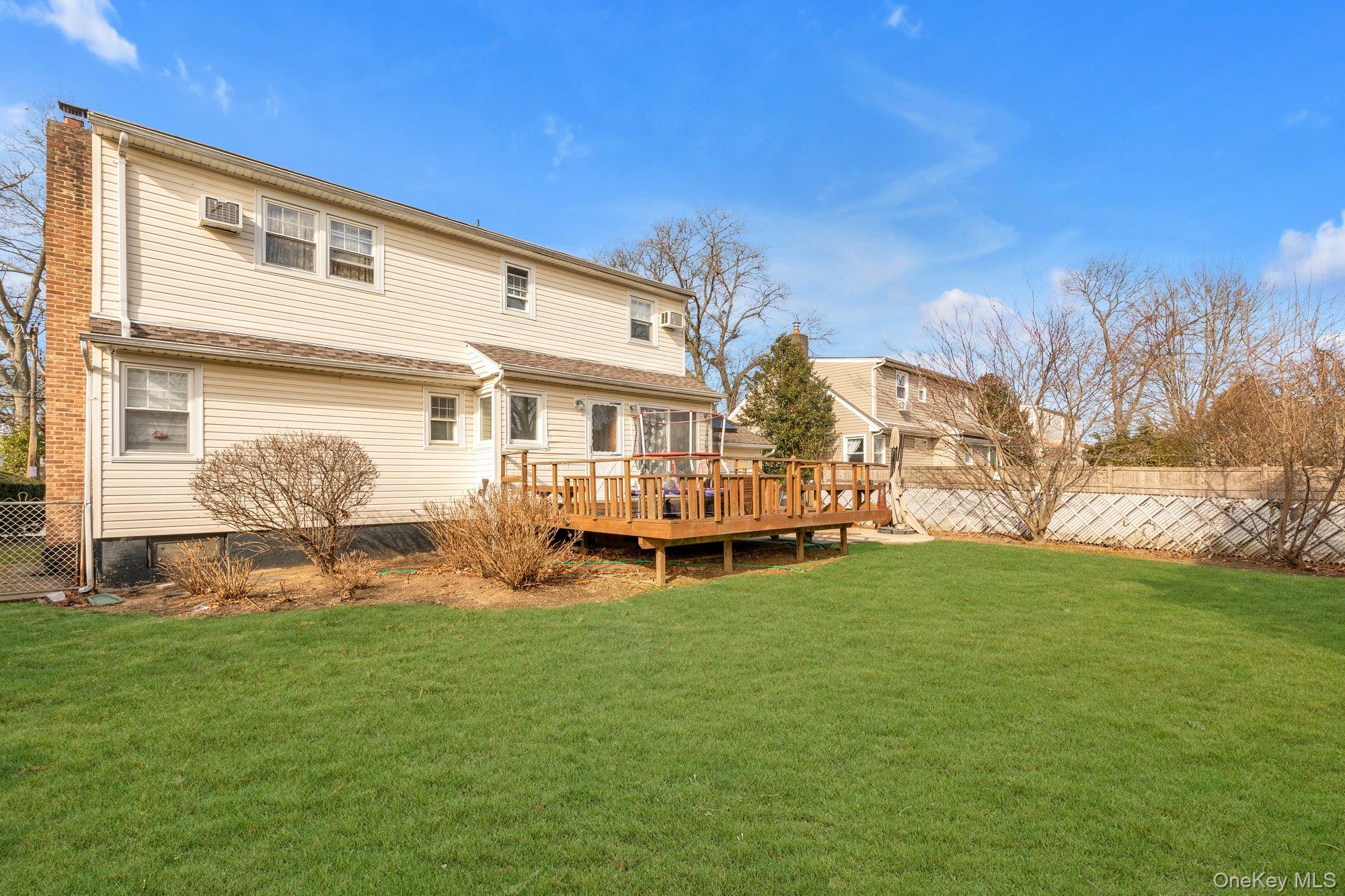 #20 photo, 1815 Schermerhorn Street, Merrick , NY 11566