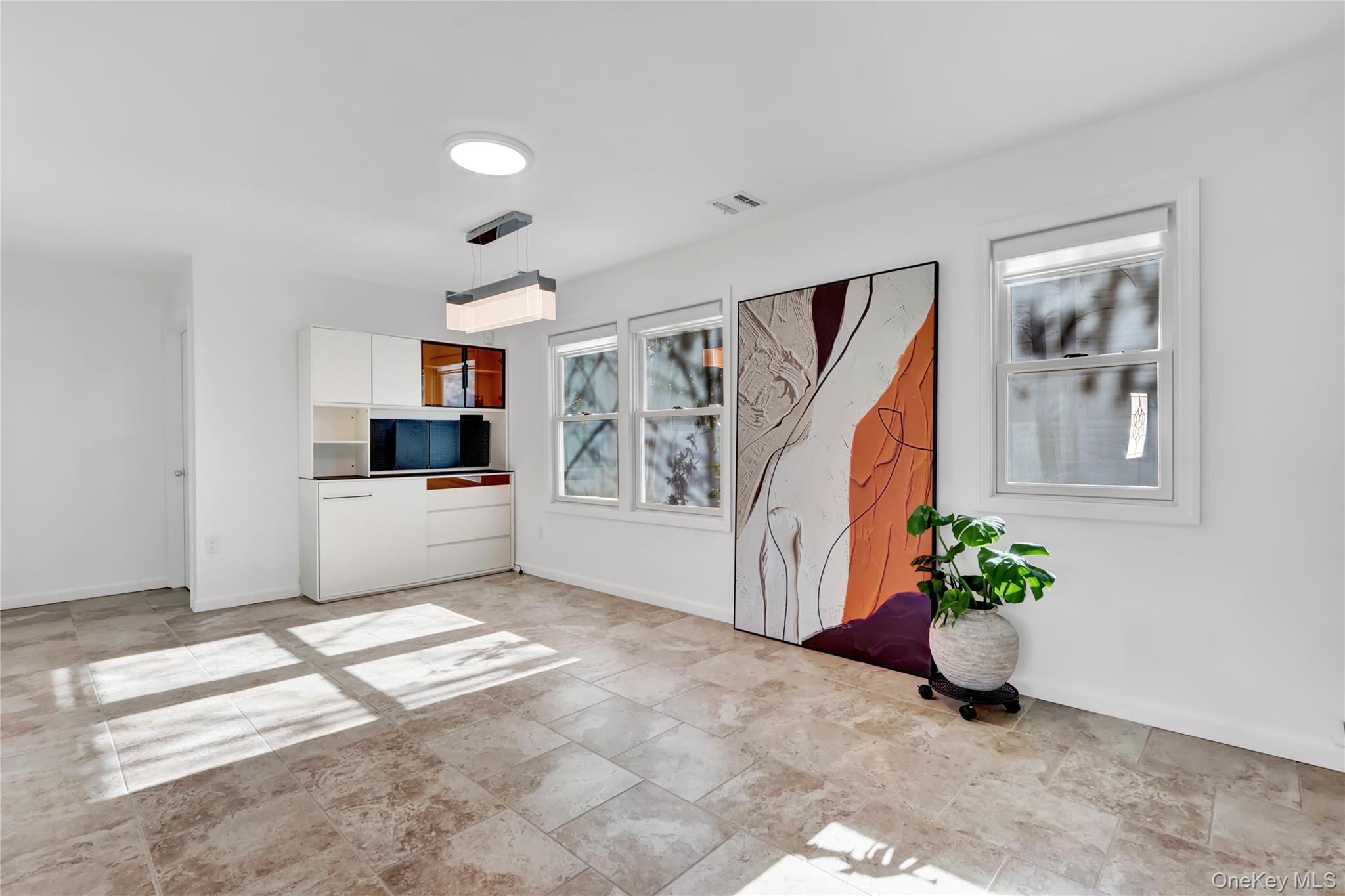 #10 photo, 2 Bluebird Dr, Syosset , NY 11791