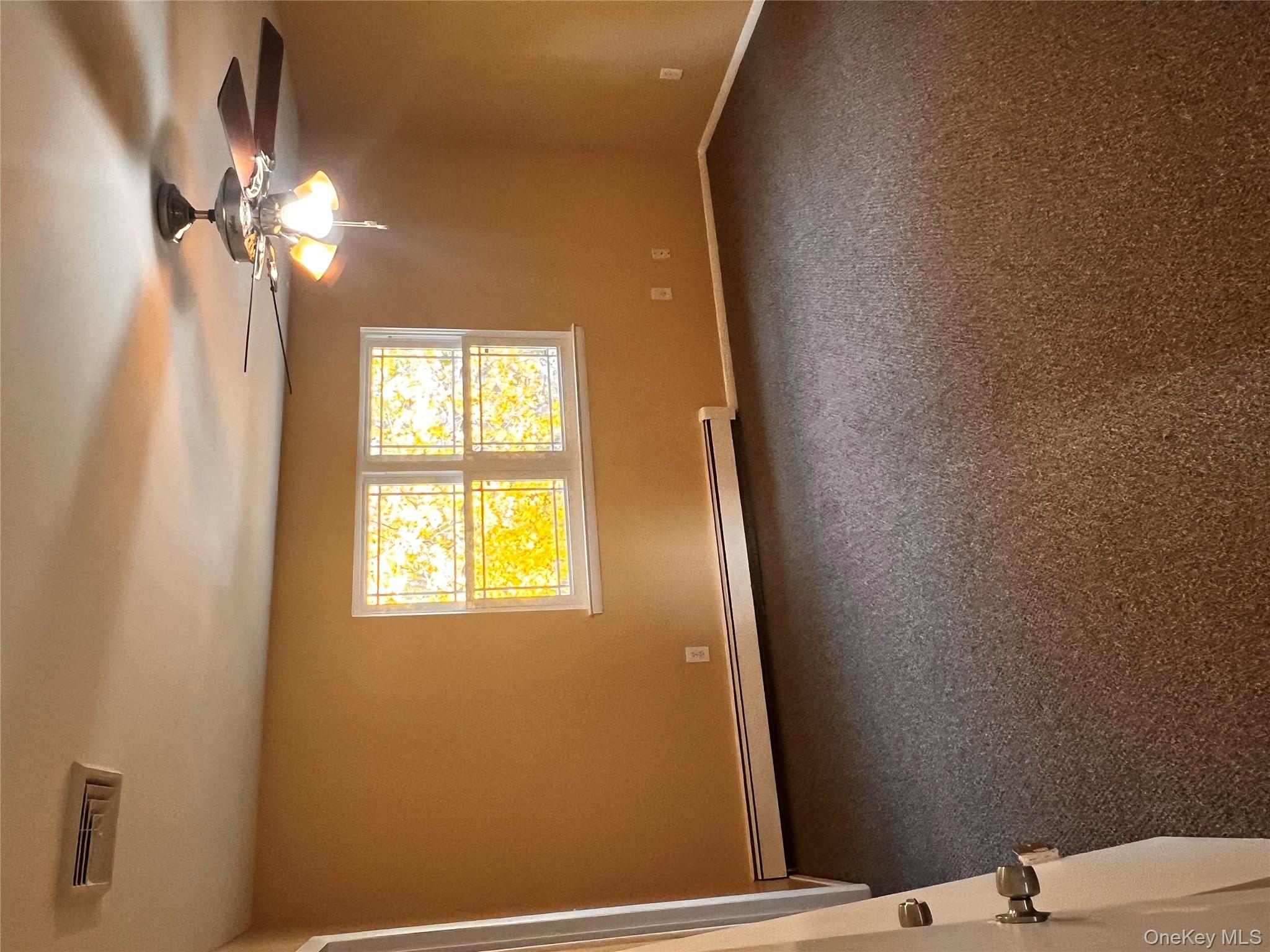 #11 photo, 11 Park Manor Court, Glen Cove , NY 11542