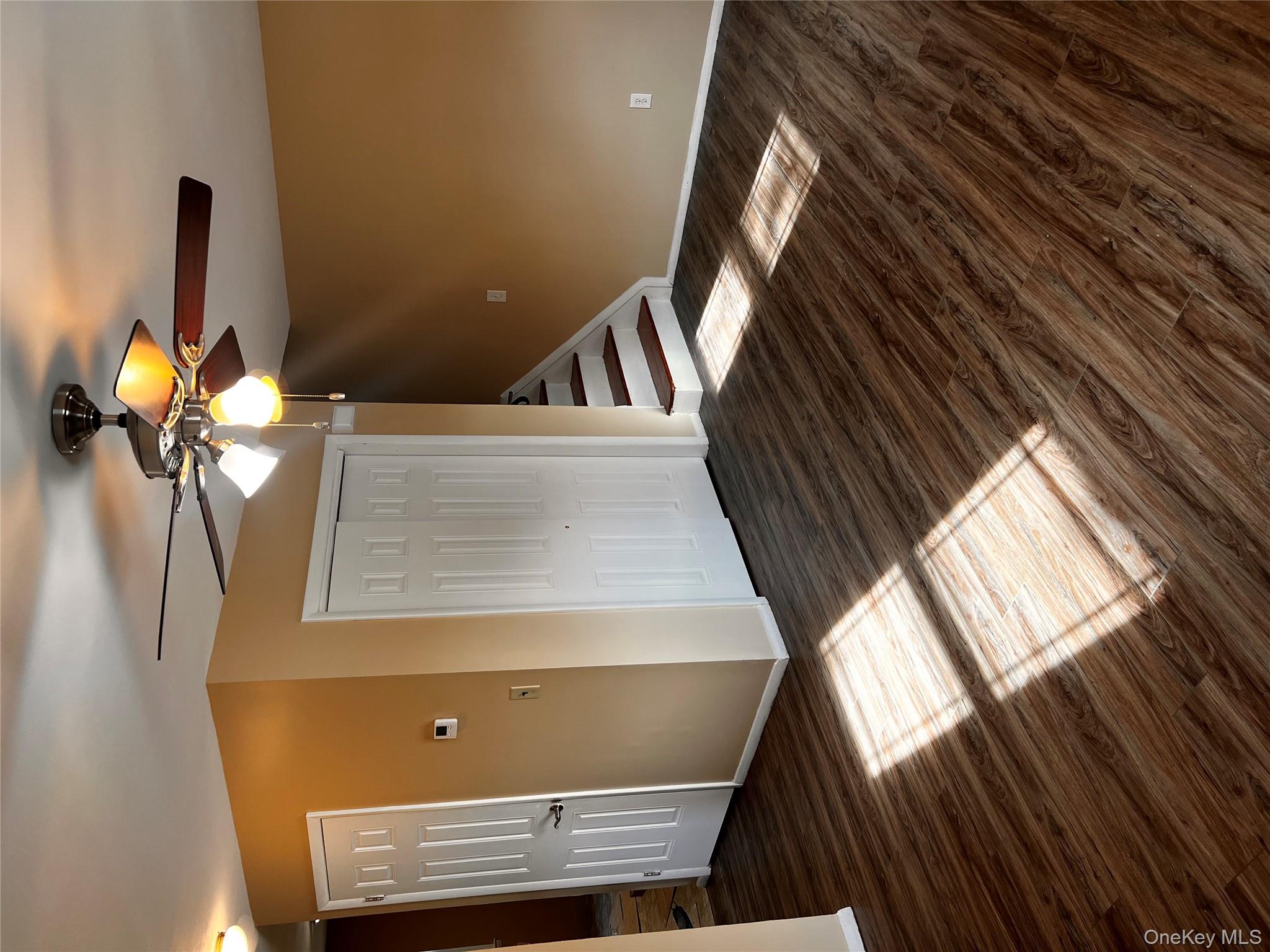 #3 photo, 11 Park Manor Court, Glen Cove , NY 11542