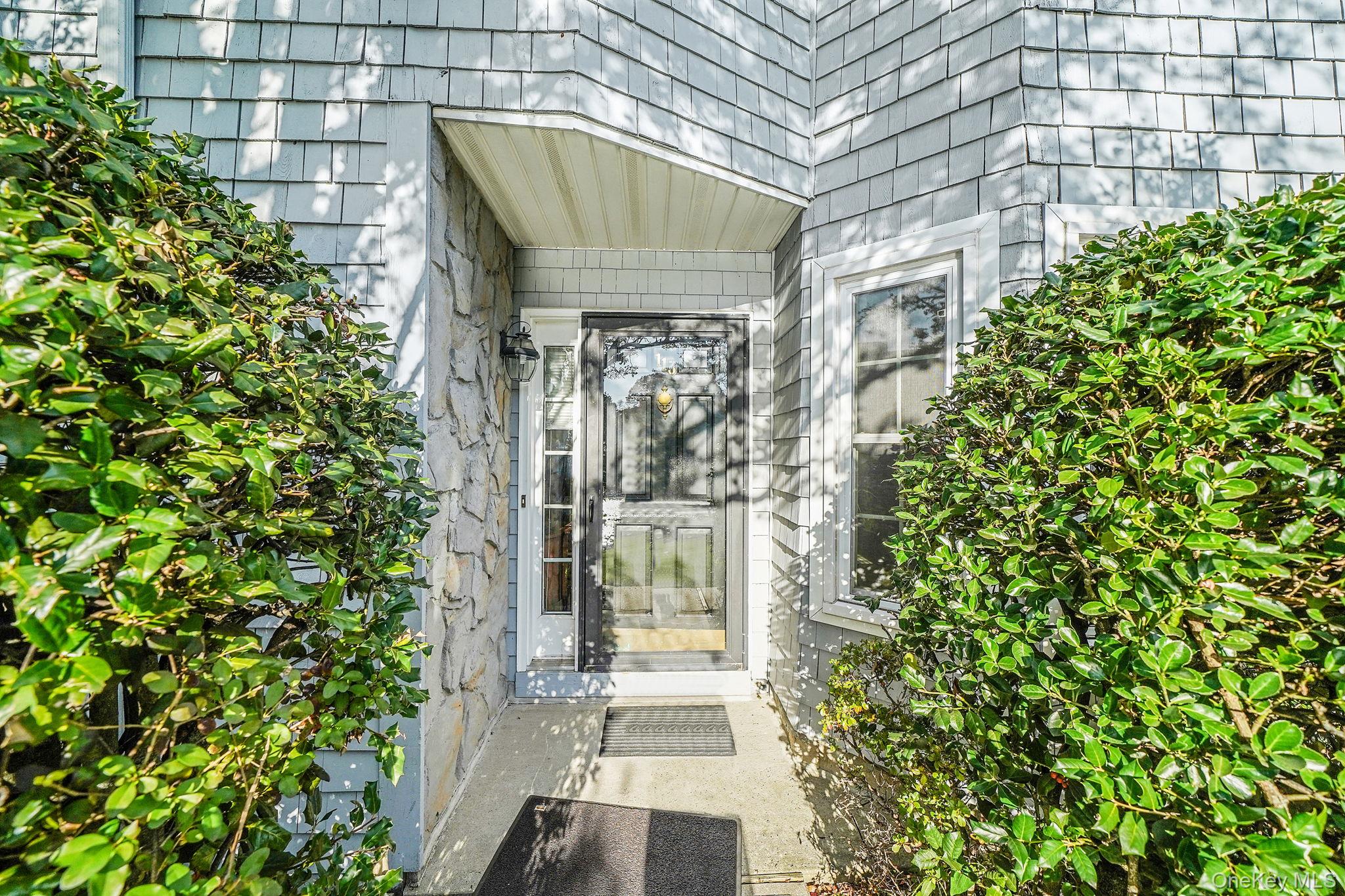 #3 photo, 113 Lakebridge Drive, Kings Park , NY 11754