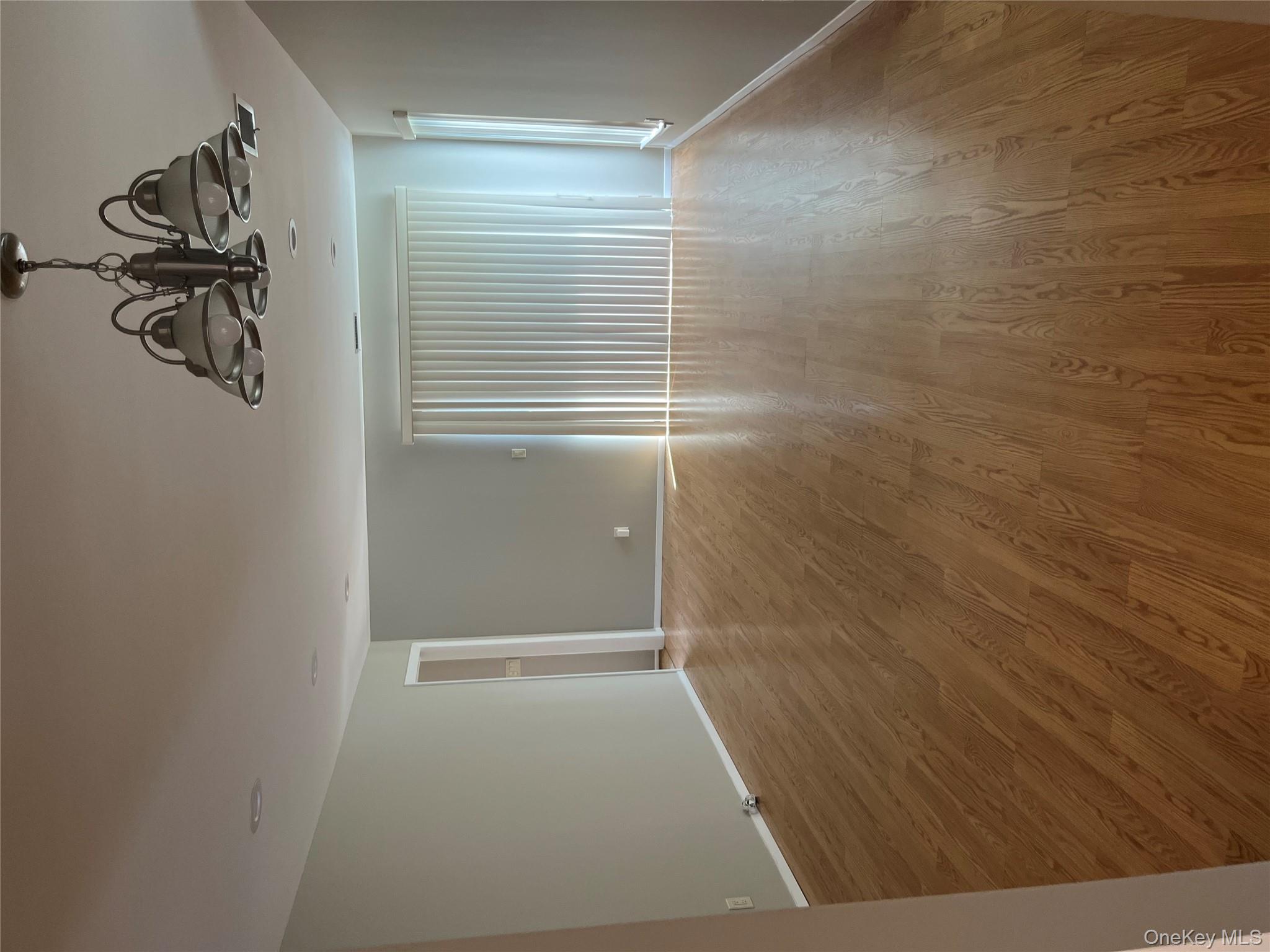 #15 photo, 7 Stanford Court, Wantagh , NY 11793