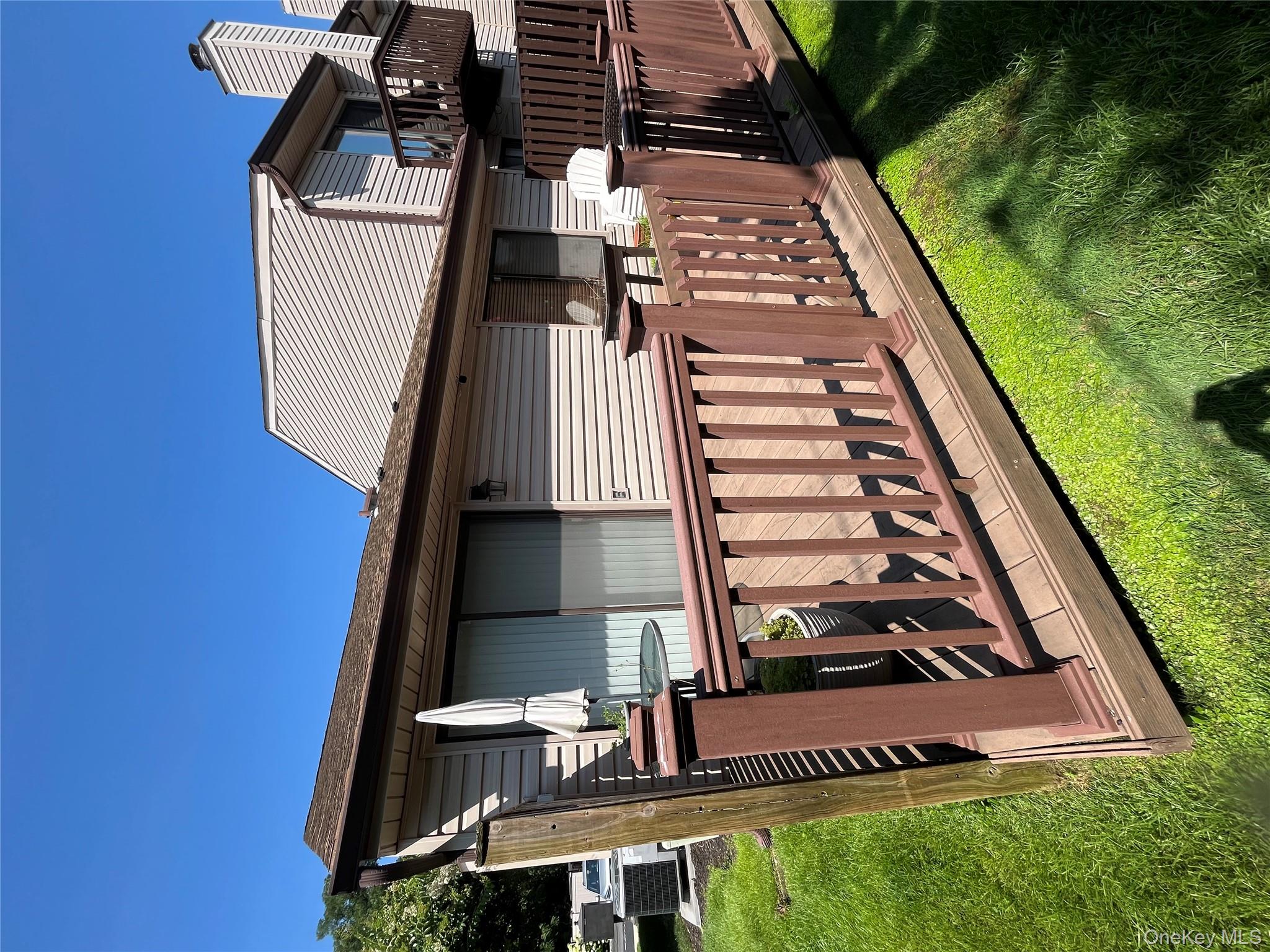 #2 photo, 7 Stanford Court, Wantagh , NY 11793