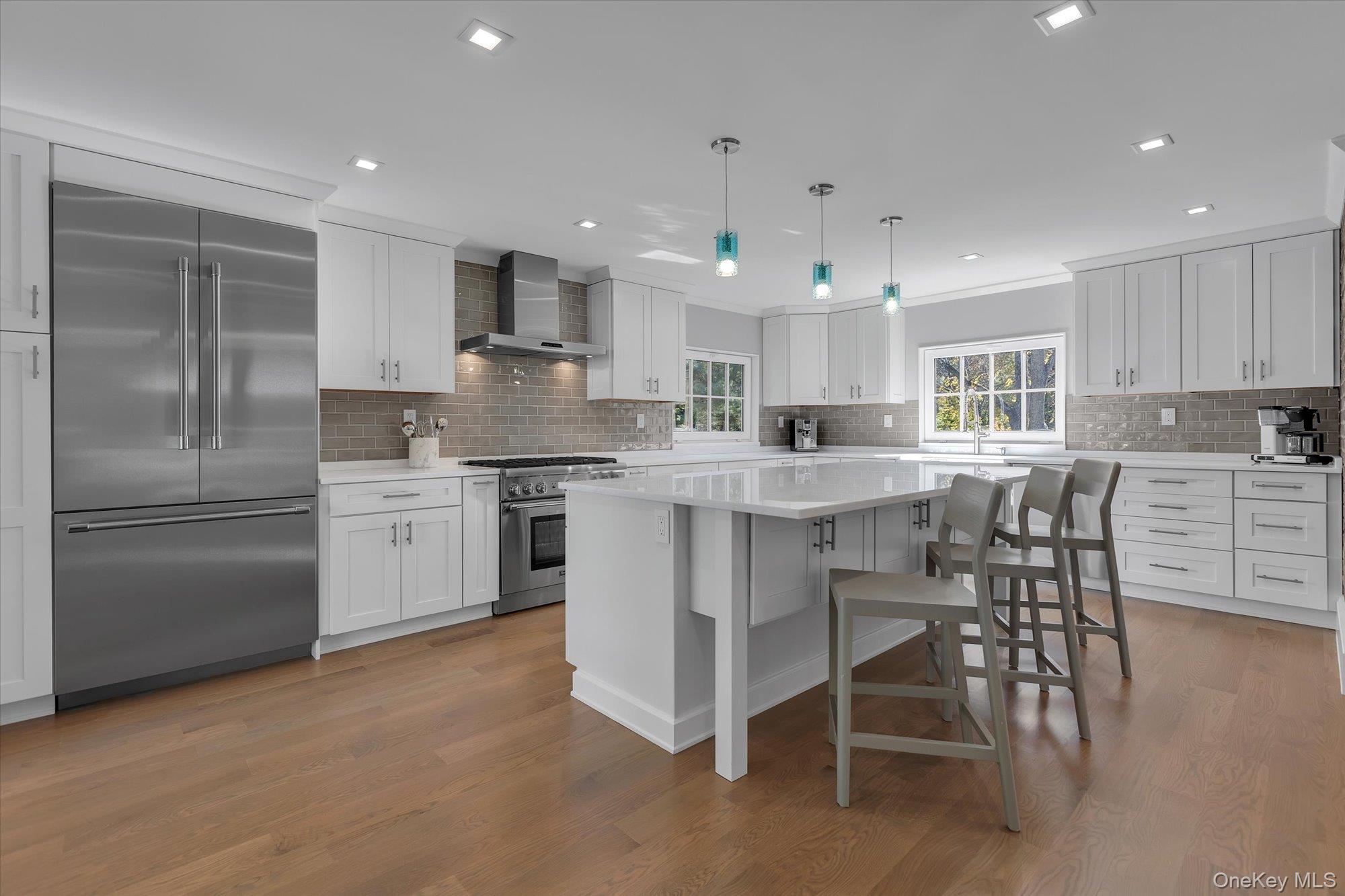 #12 photo, 22 Fort Salonga Road, Centerport , NY 11721