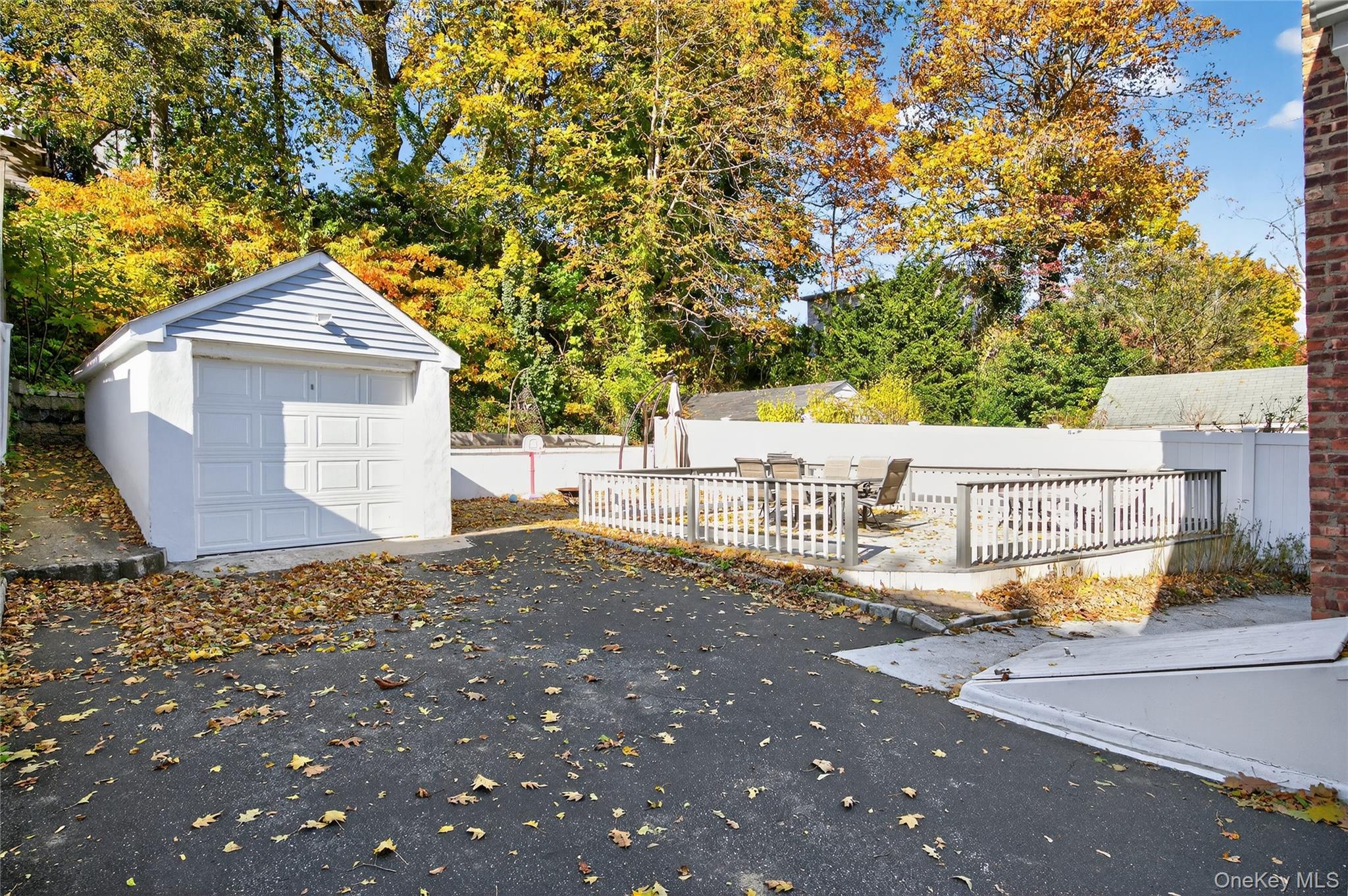 #19 photo, 62 McCouns Lane, Oyster Bay , NY 11771