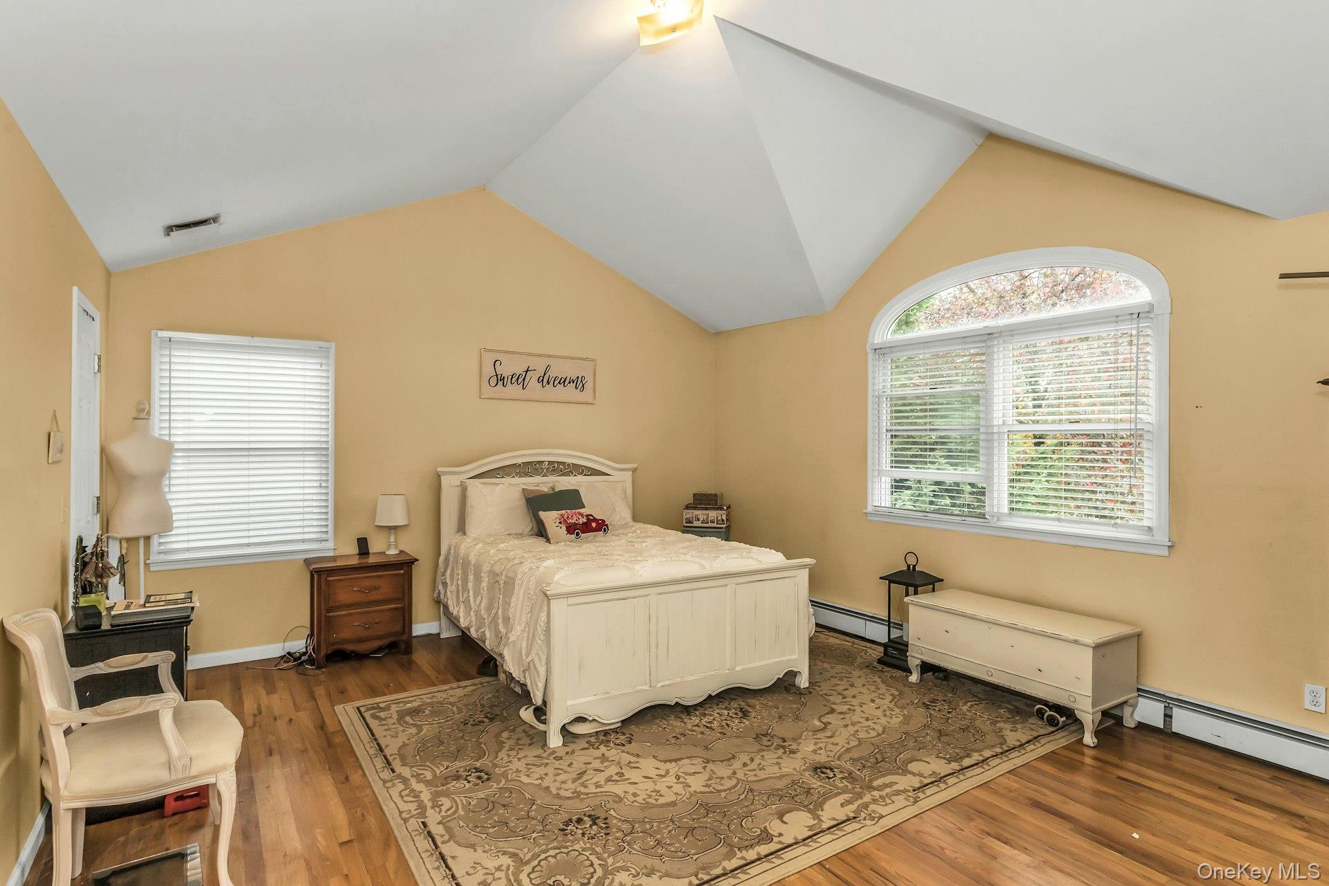 #16 photo, 1716 Monroe Avenue, Seaford , NY 11783