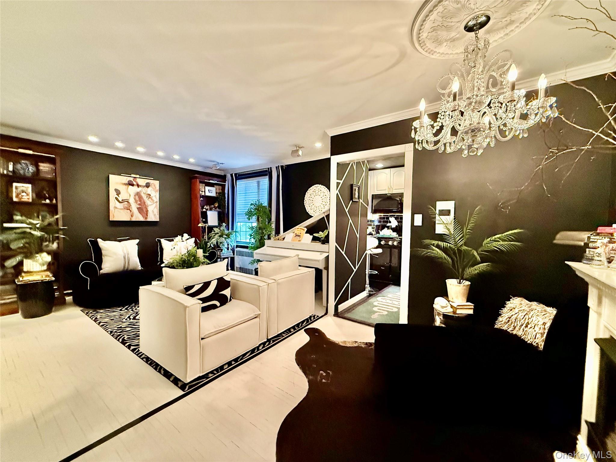 #6 photo, 112-25 34th Avenue, Corona , NY 11368