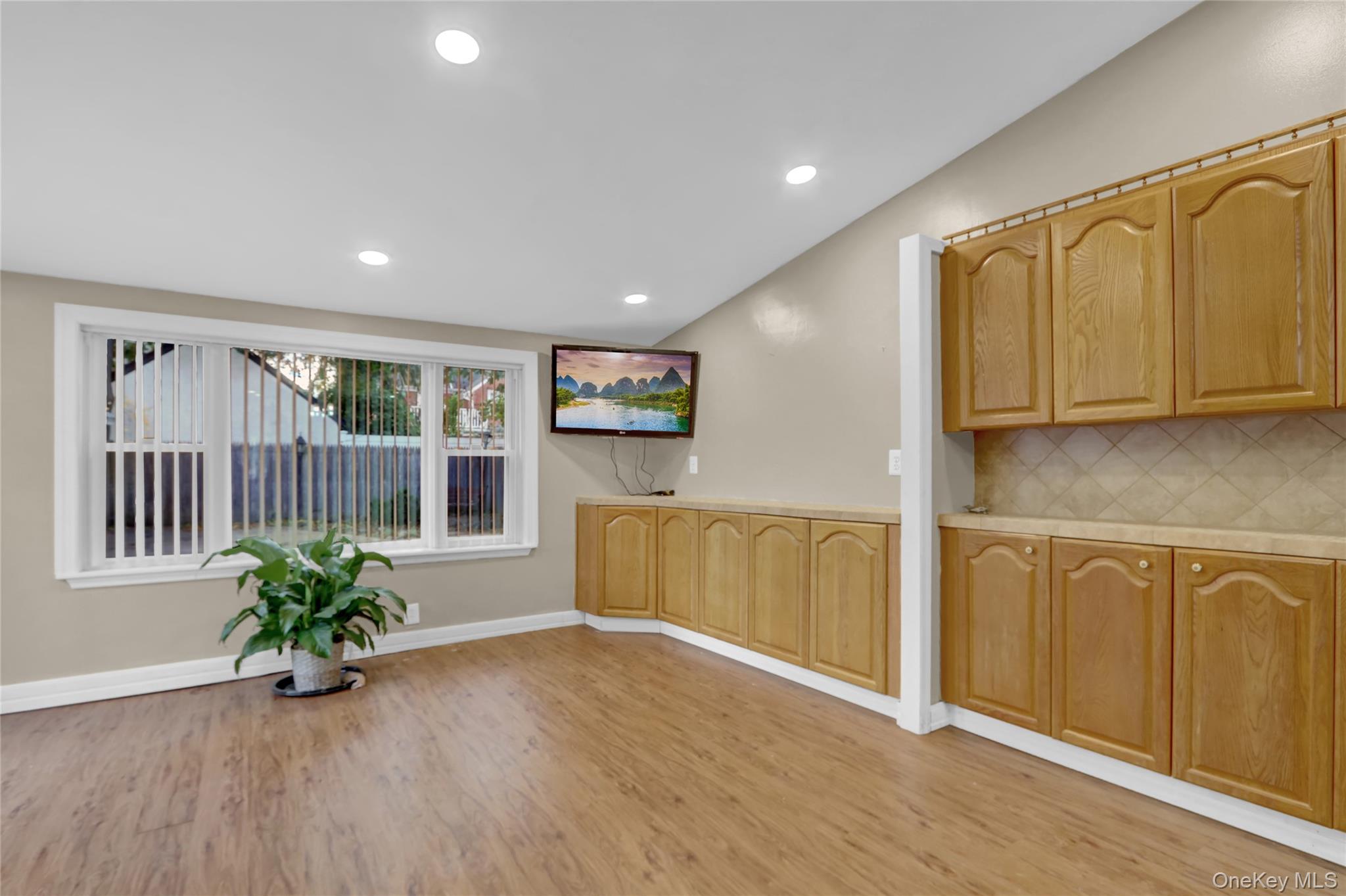 #10 photo, 60 Parsons Drive, Hempstead , NY 11550