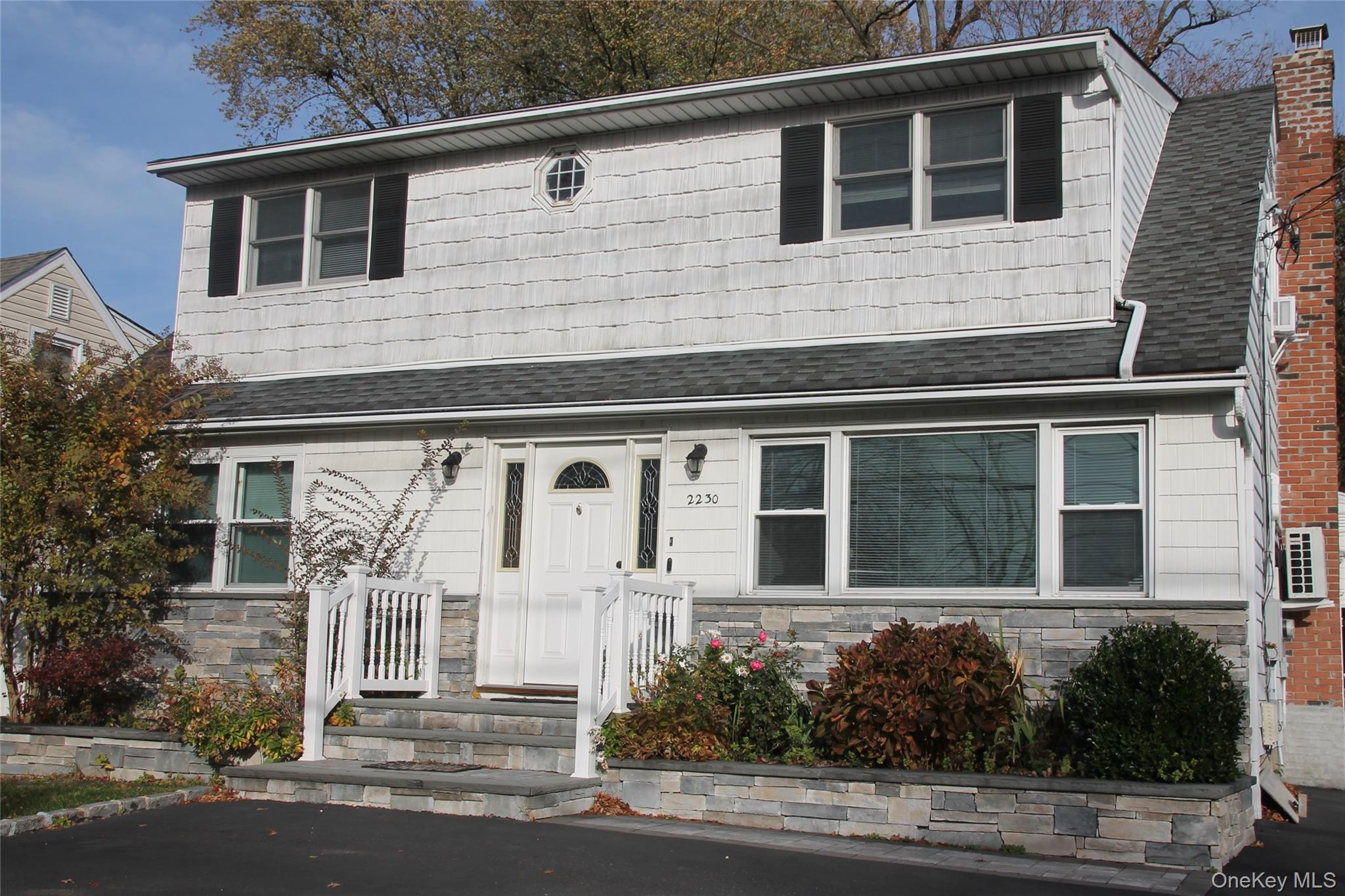 #1 photo, 2230 New York Avenue, Huntington Station , NY 11746