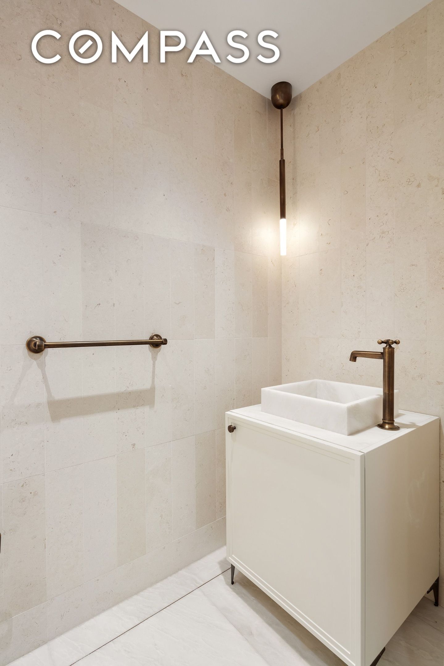 #18 photo, 310 E 86th Street, Upper East Side , NY 10028