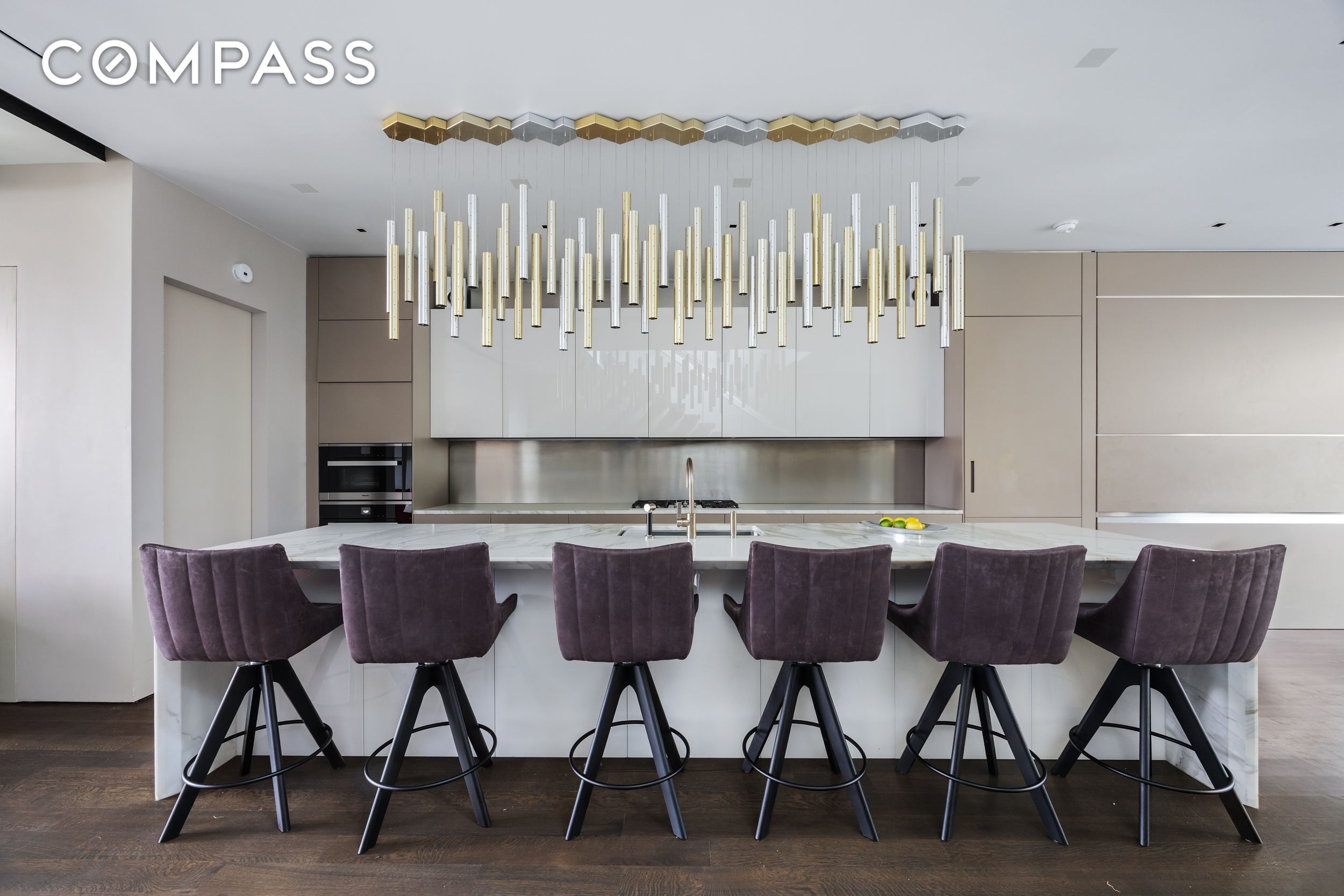 #10 photo, 42 White Street, TriBeCa , NY 10013